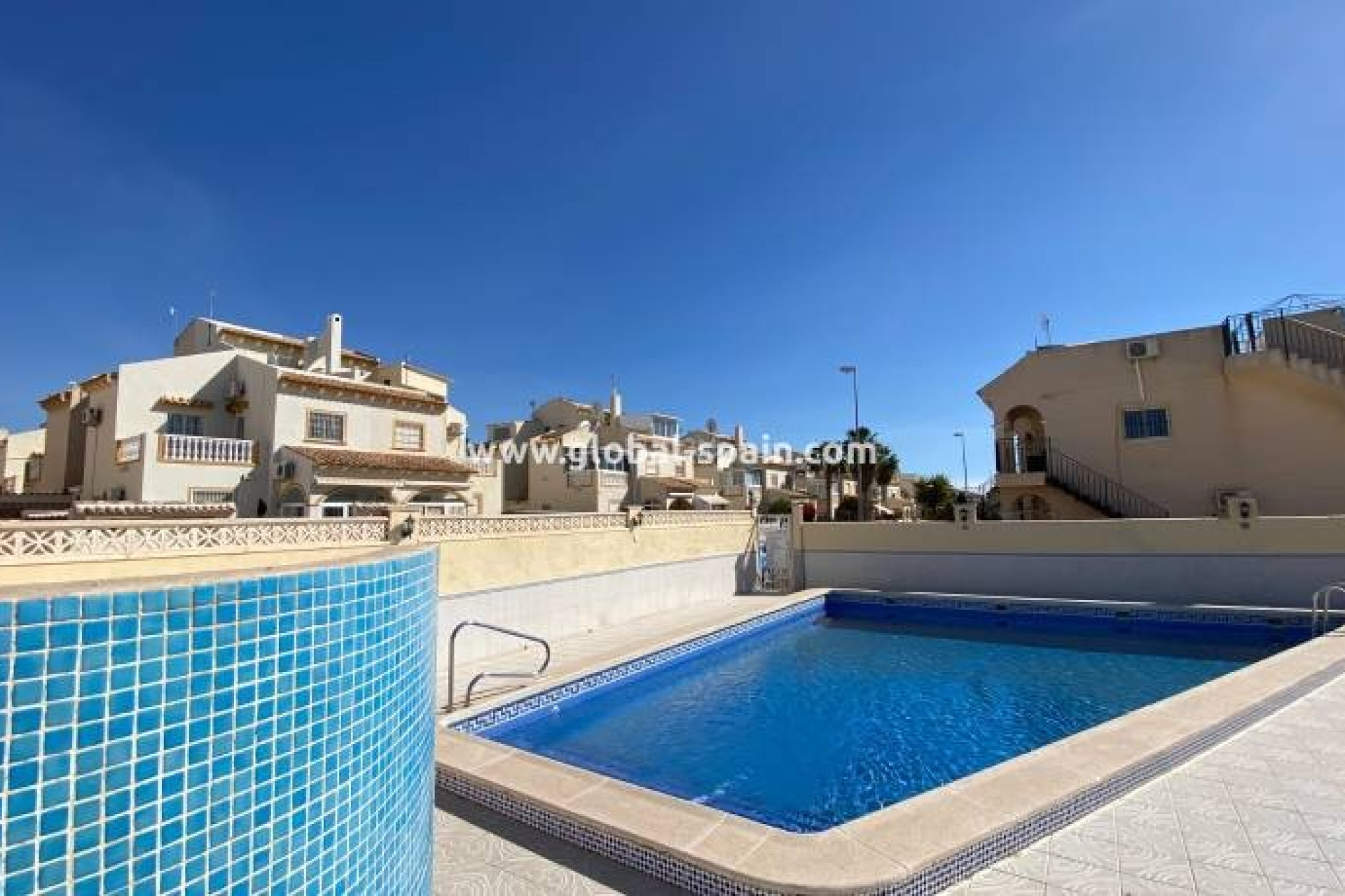 Reventa - Apartamento / piso - Playa Flamenca - Costa Blanca
