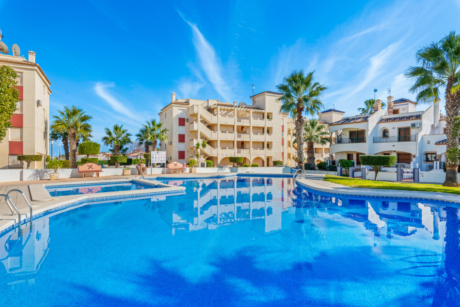 Reventa - Apartamento / piso - Playa Flamenca - Costa Blanca