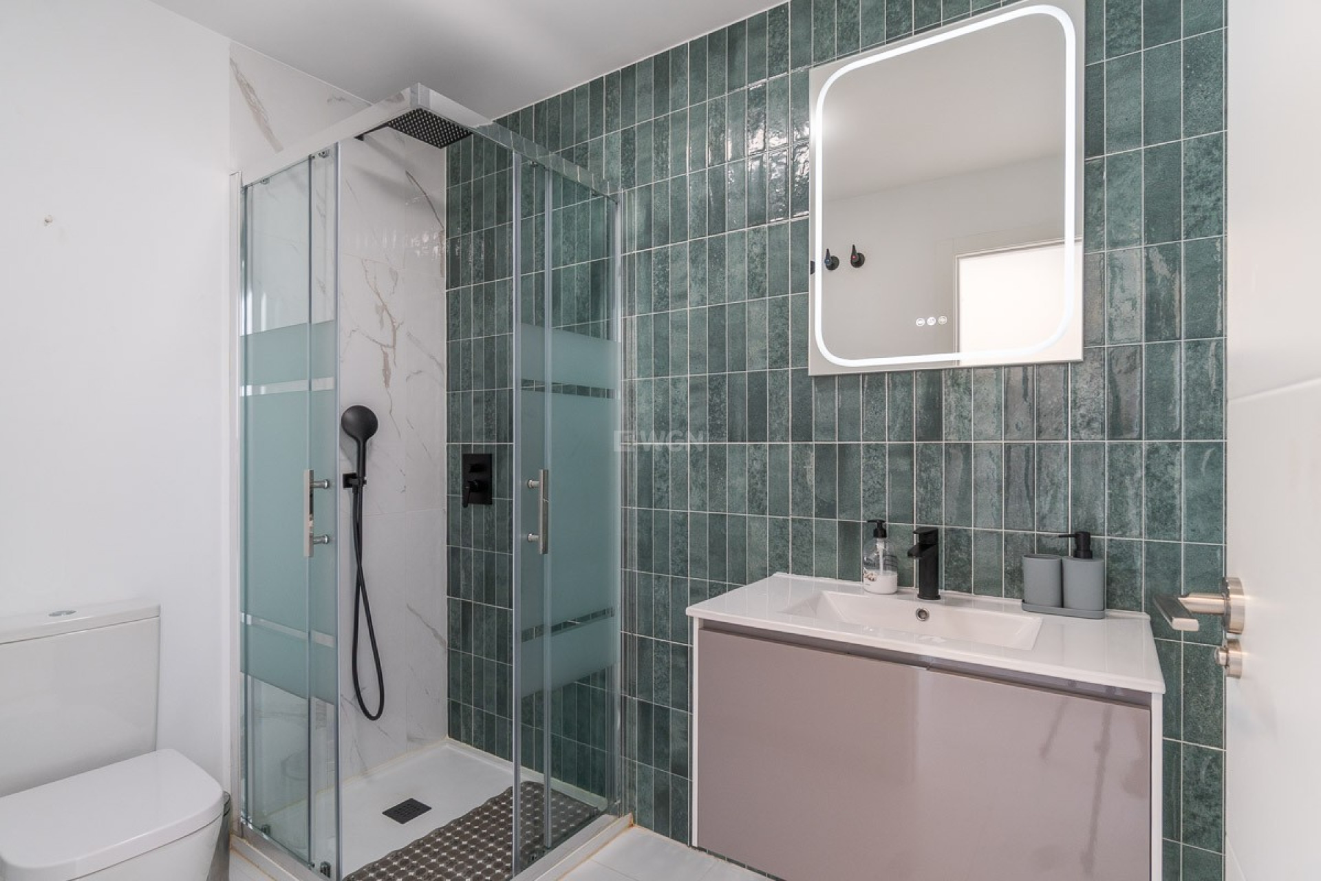 Reventa - Apartamento / piso - San Miguel de Salinas - Inland