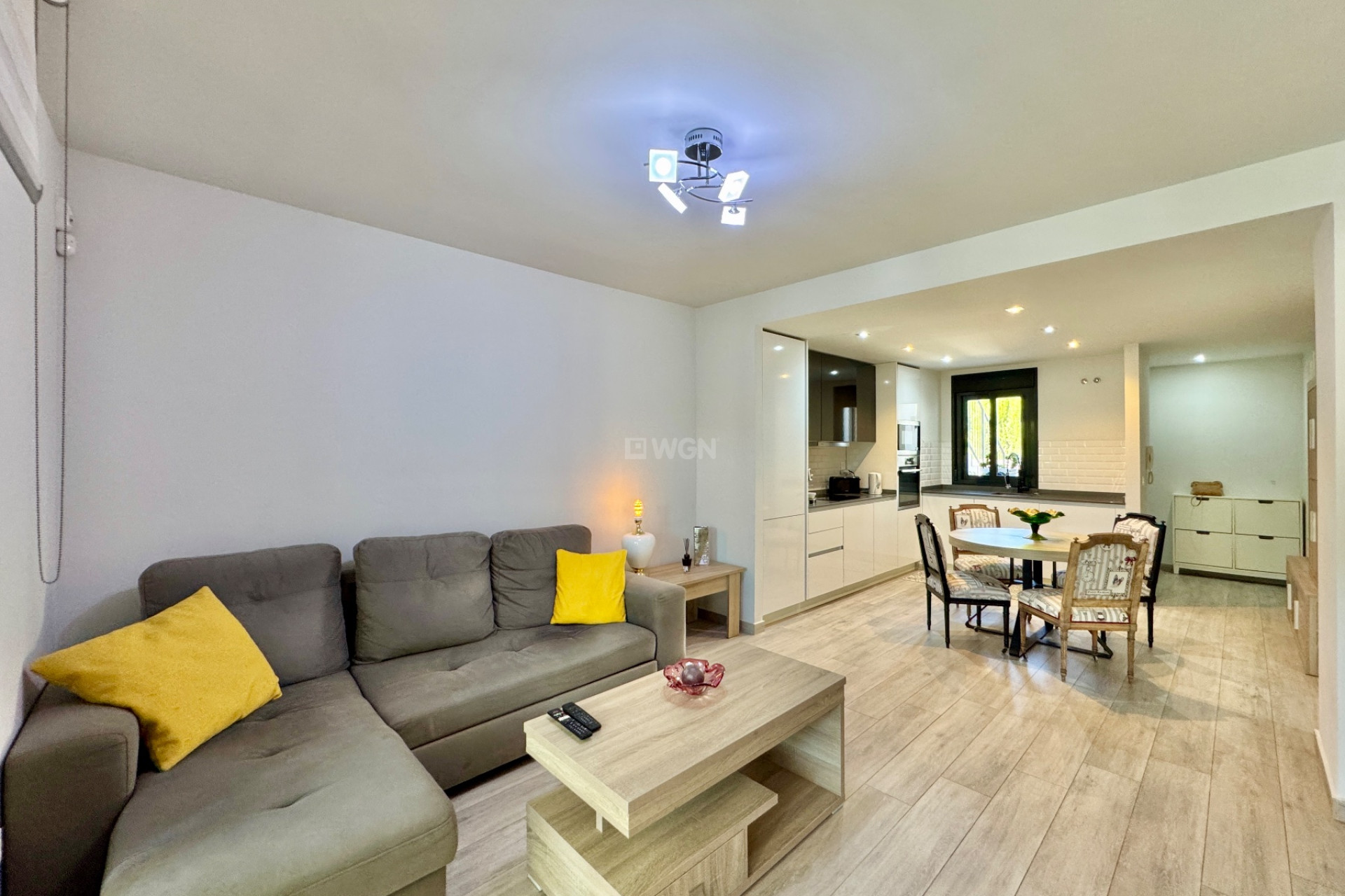 Reventa - Apartamento / piso - San Miguel de Salinas - Inland