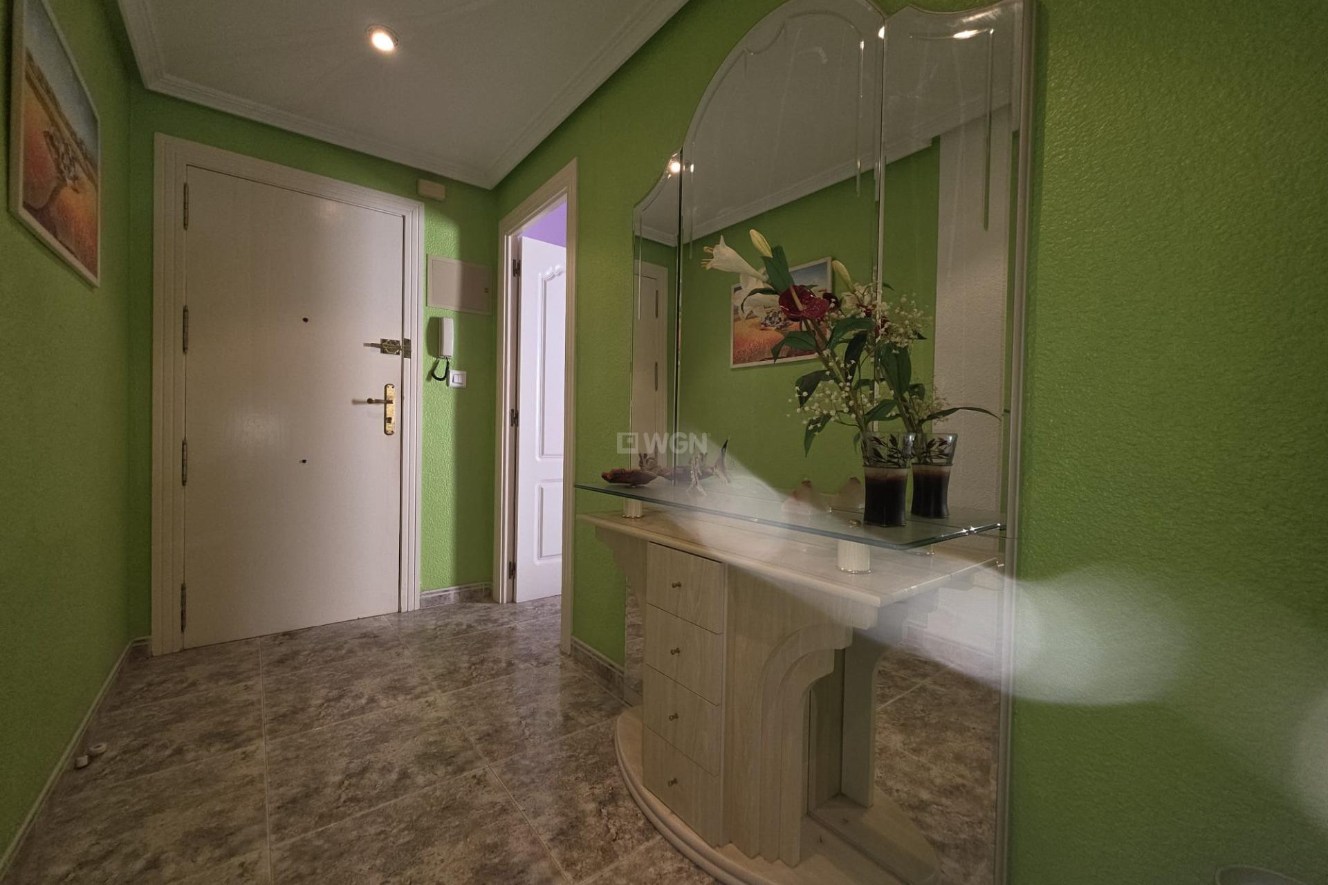 Reventa - Apartamento / piso - Torrevieja - Acequion