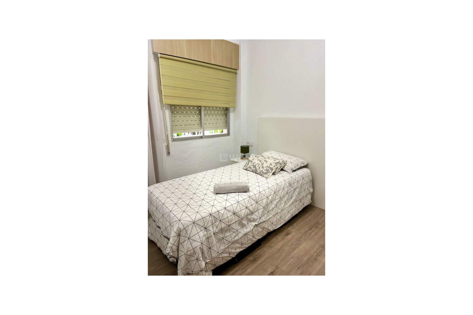 Reventa - Apartamento / piso - Torrevieja - Acequion