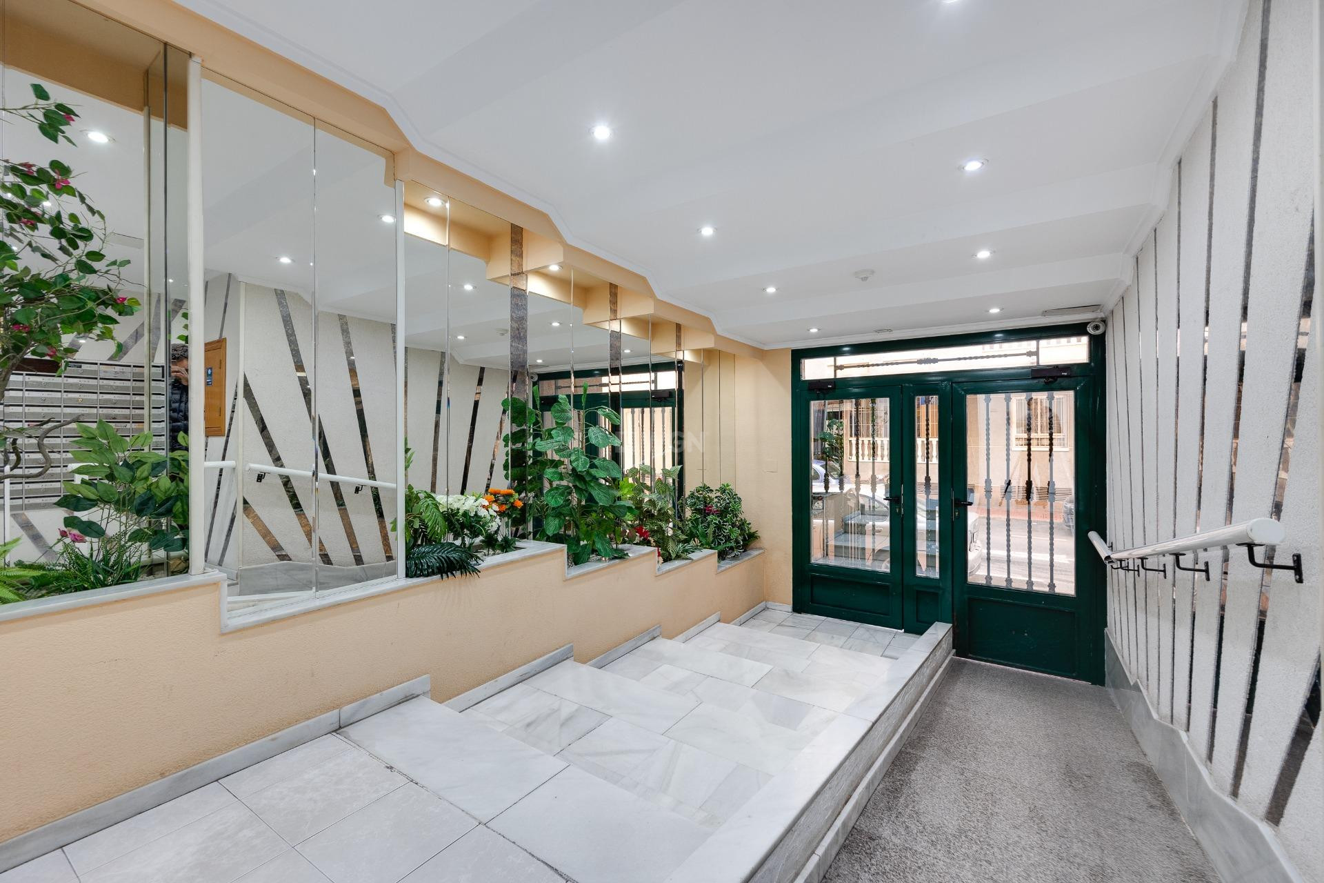 Reventa - Apartamento / piso - Torrevieja - Acequion