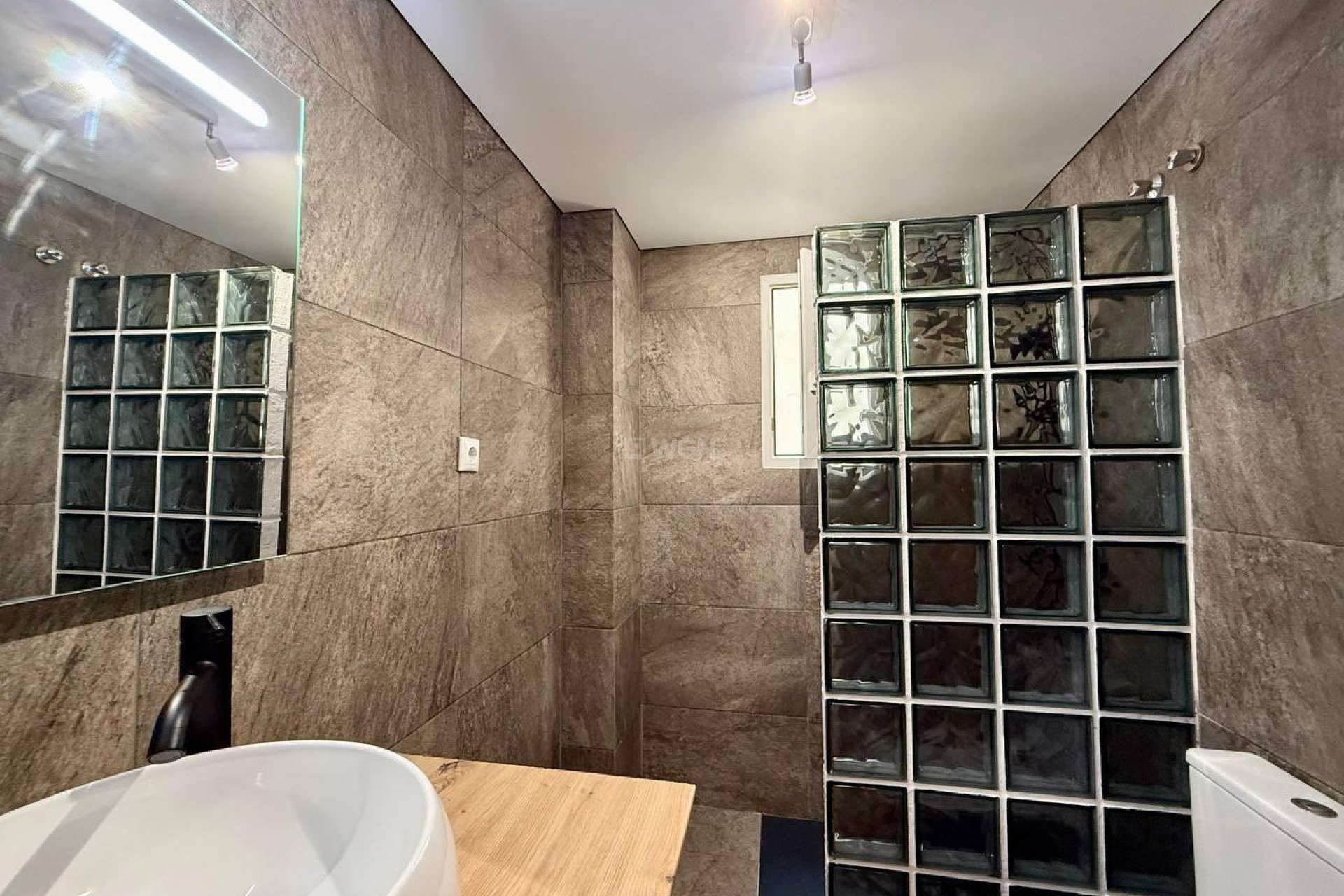 Reventa - Apartamento / piso - Torrevieja - Acequion