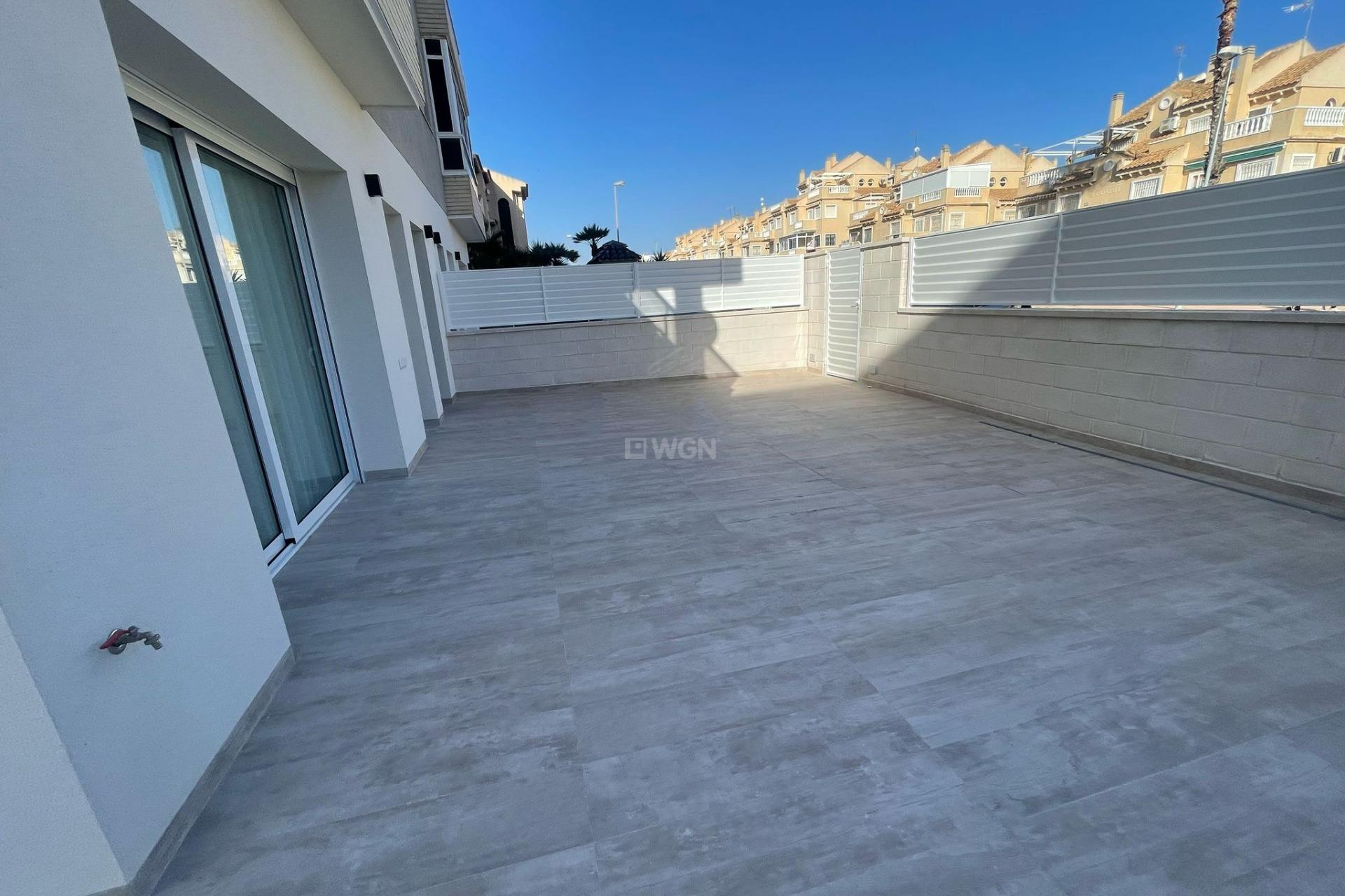 Reventa - Apartamento / piso - Torrevieja - aguas nuevas