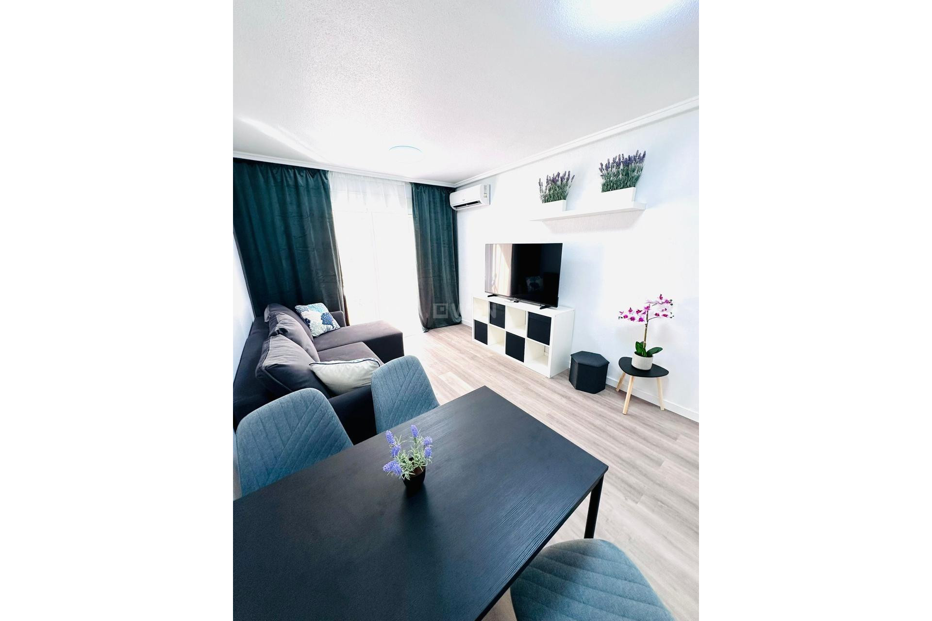 Reventa - Apartamento / piso - Torrevieja - Centro - Muelle Pesquero