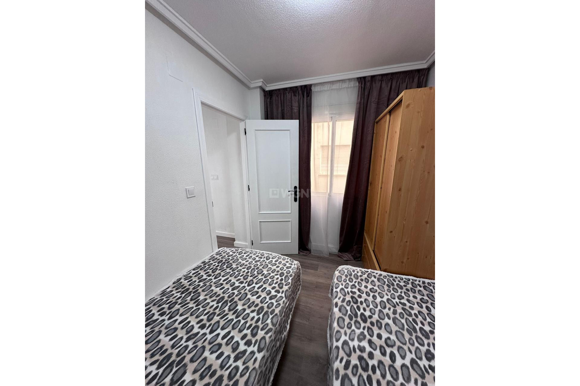 Reventa - Apartamento / piso - Torrevieja - Centro - Muelle Pesquero