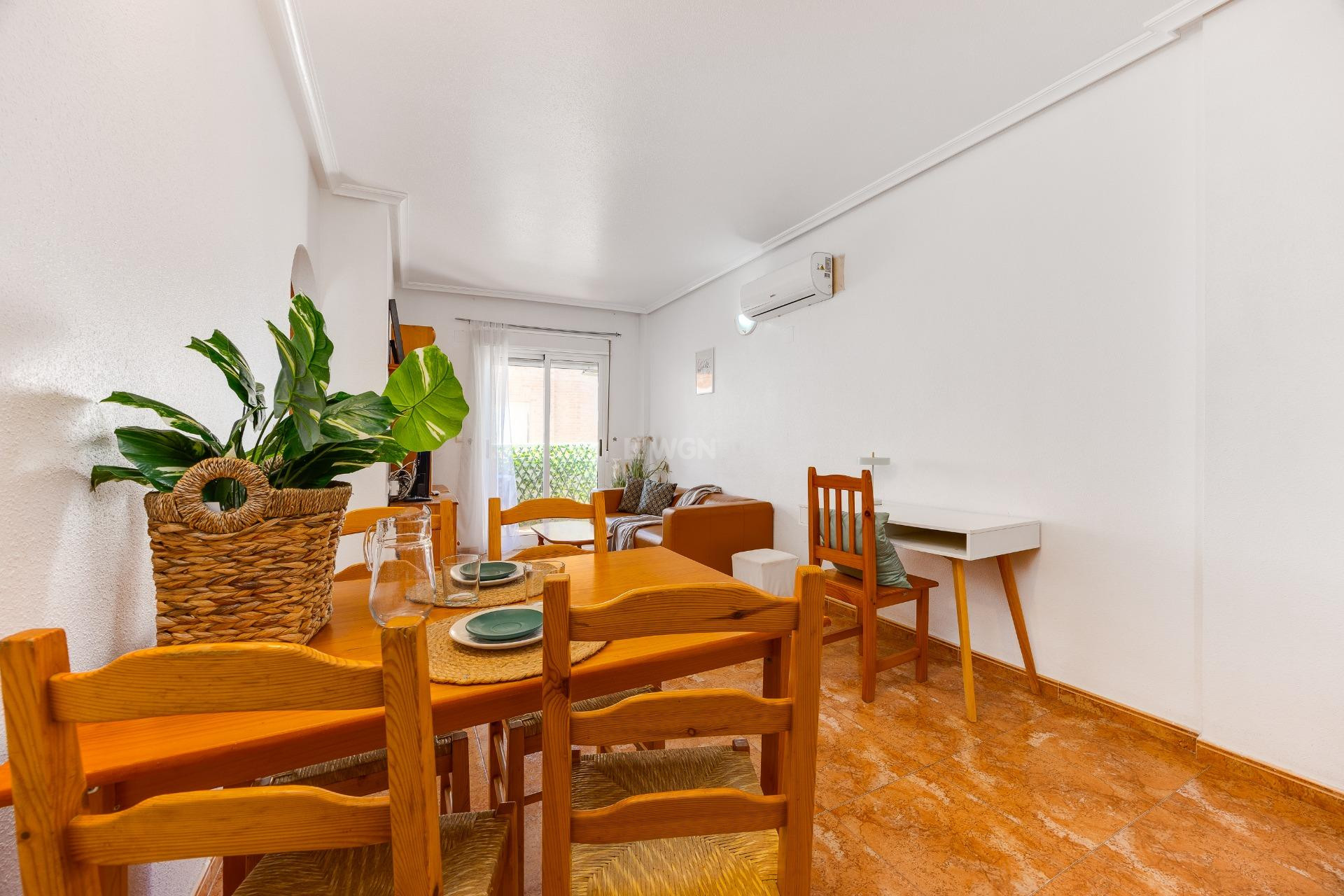 Reventa - Apartamento / piso - Torrevieja - Centro