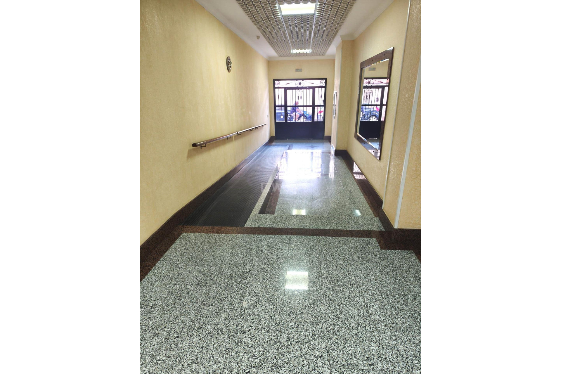 Reventa - Apartamento / piso - Torrevieja - Centro