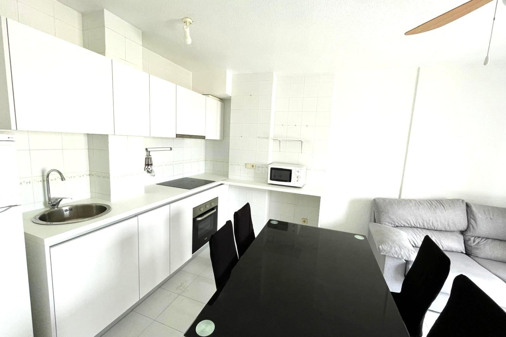 Reventa - Apartamento / piso - Torrevieja - Centro