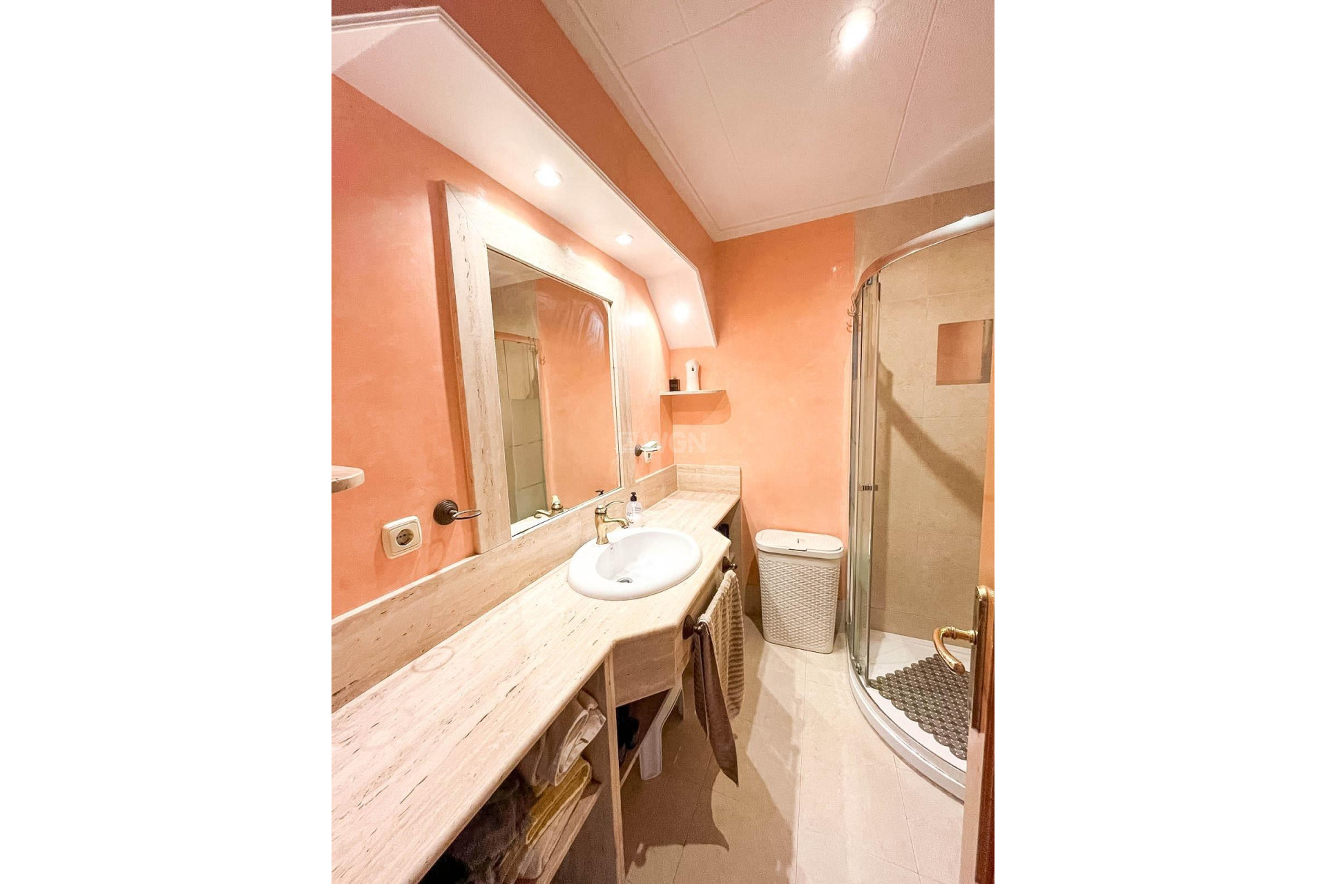 Reventa - Apartamento / piso - Torrevieja - Centro