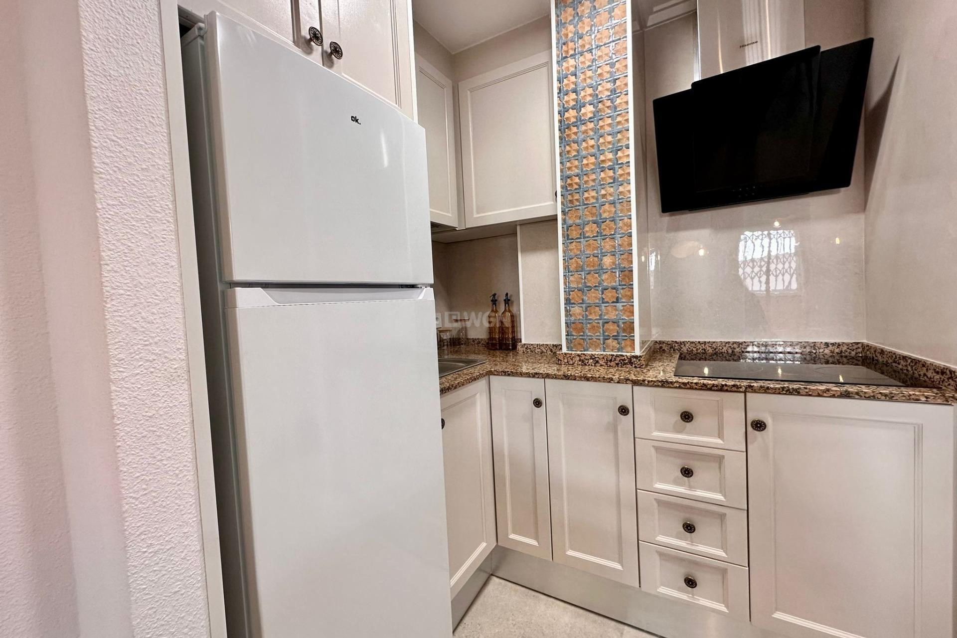 Reventa - Apartamento / piso - Torrevieja - Centro