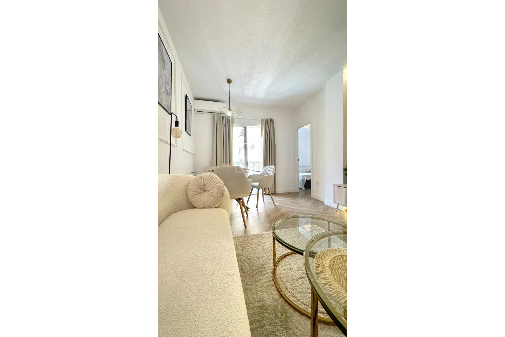 Reventa - Apartamento / piso - Torrevieja - Centro