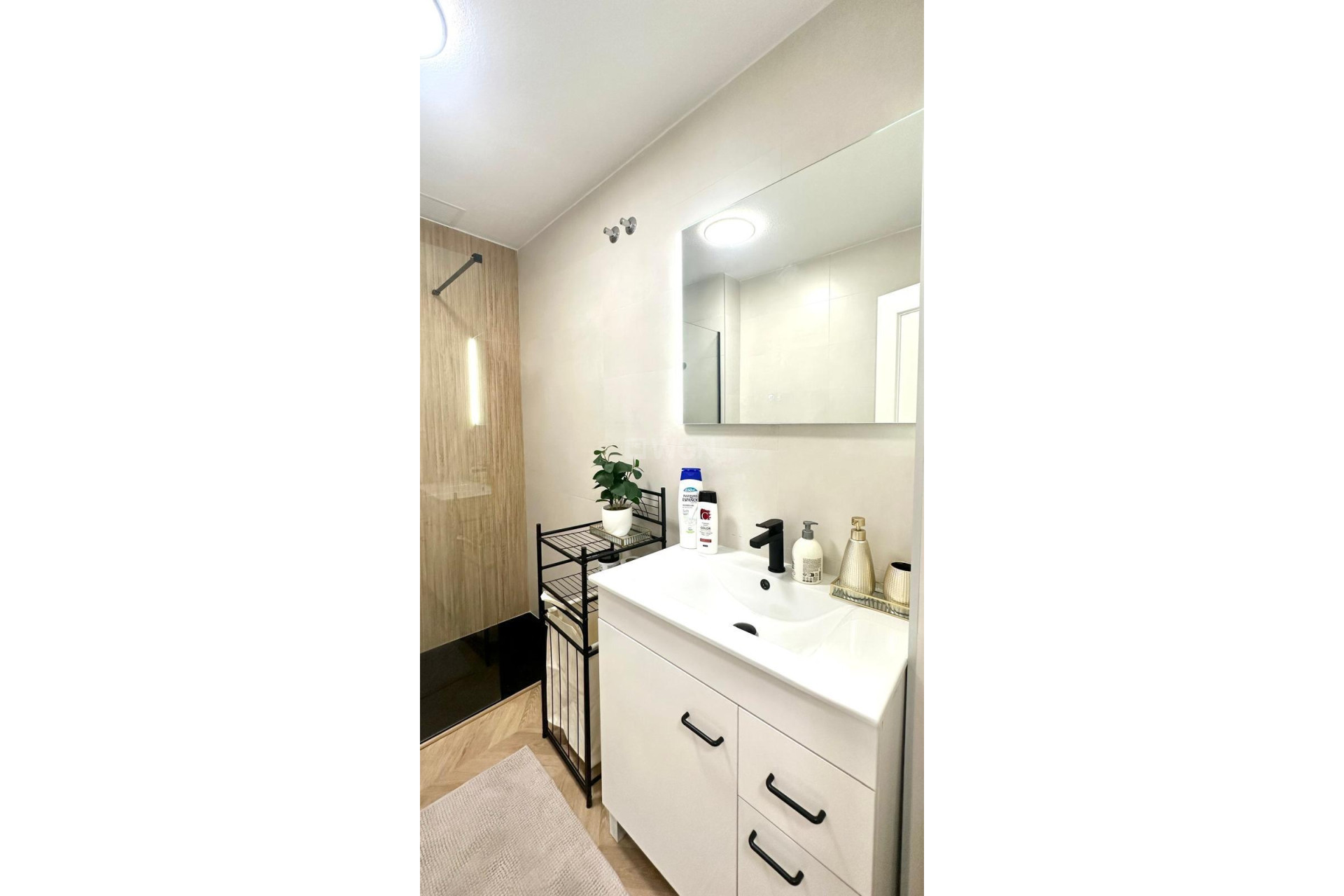 Reventa - Apartamento / piso - Torrevieja - Centro