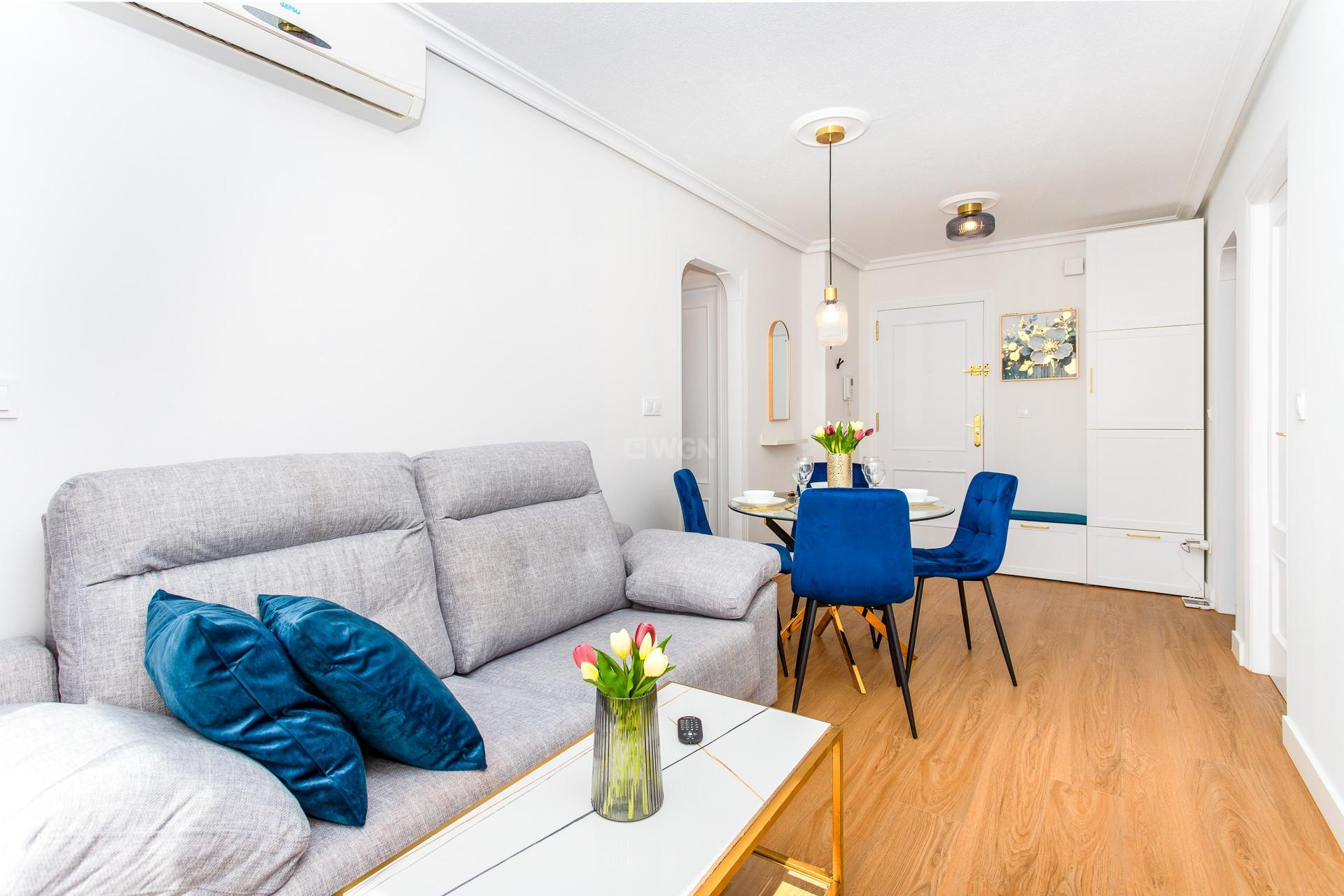 Reventa - Apartamento / piso - Torrevieja - Centro