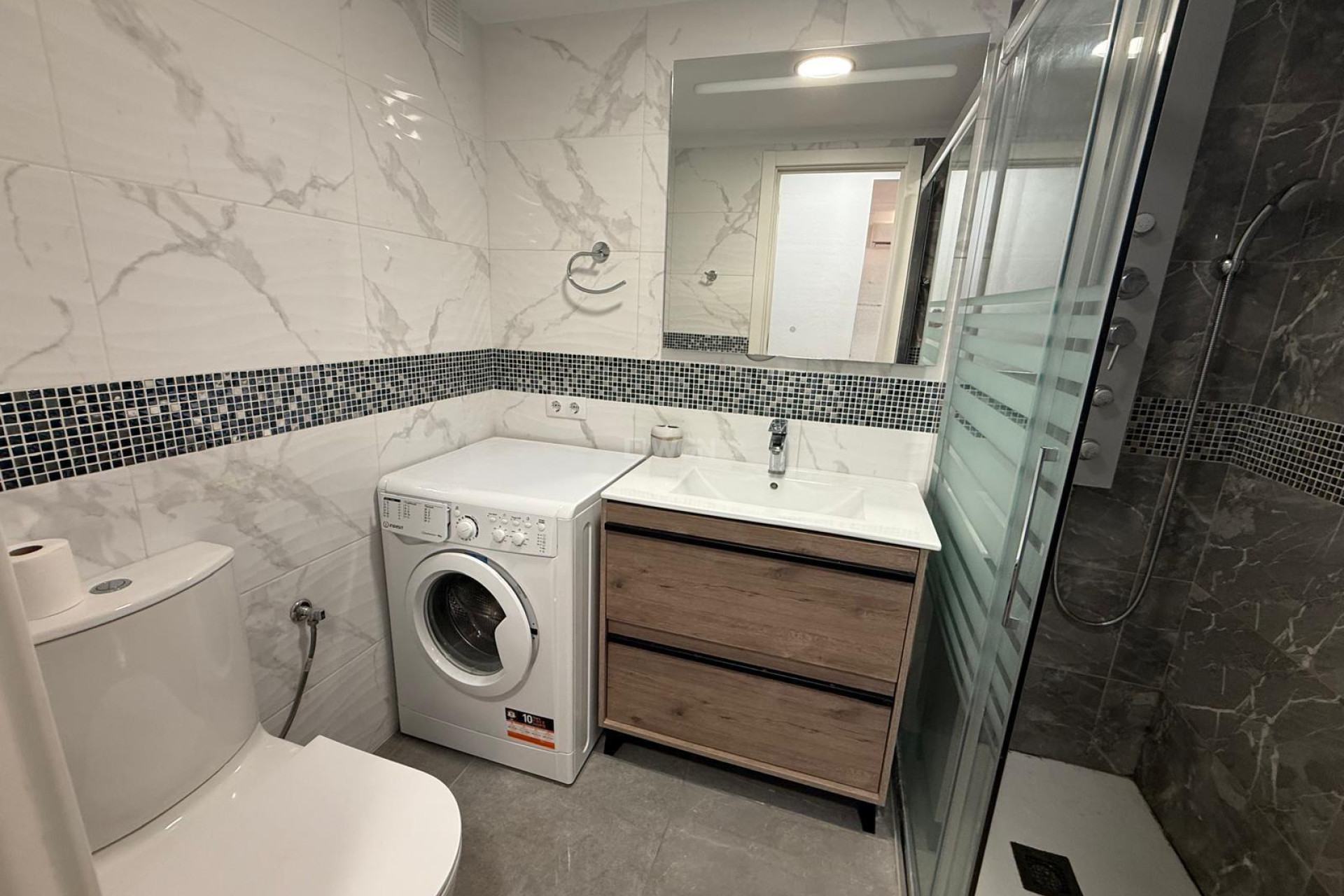 Reventa - Apartamento / piso - Torrevieja - Centro