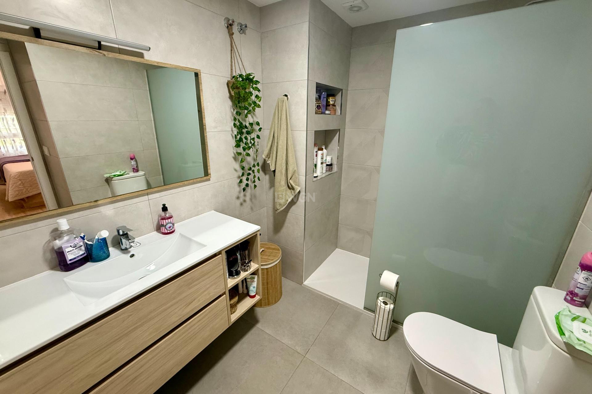 Reventa - Apartamento / piso - Torrevieja - Centro