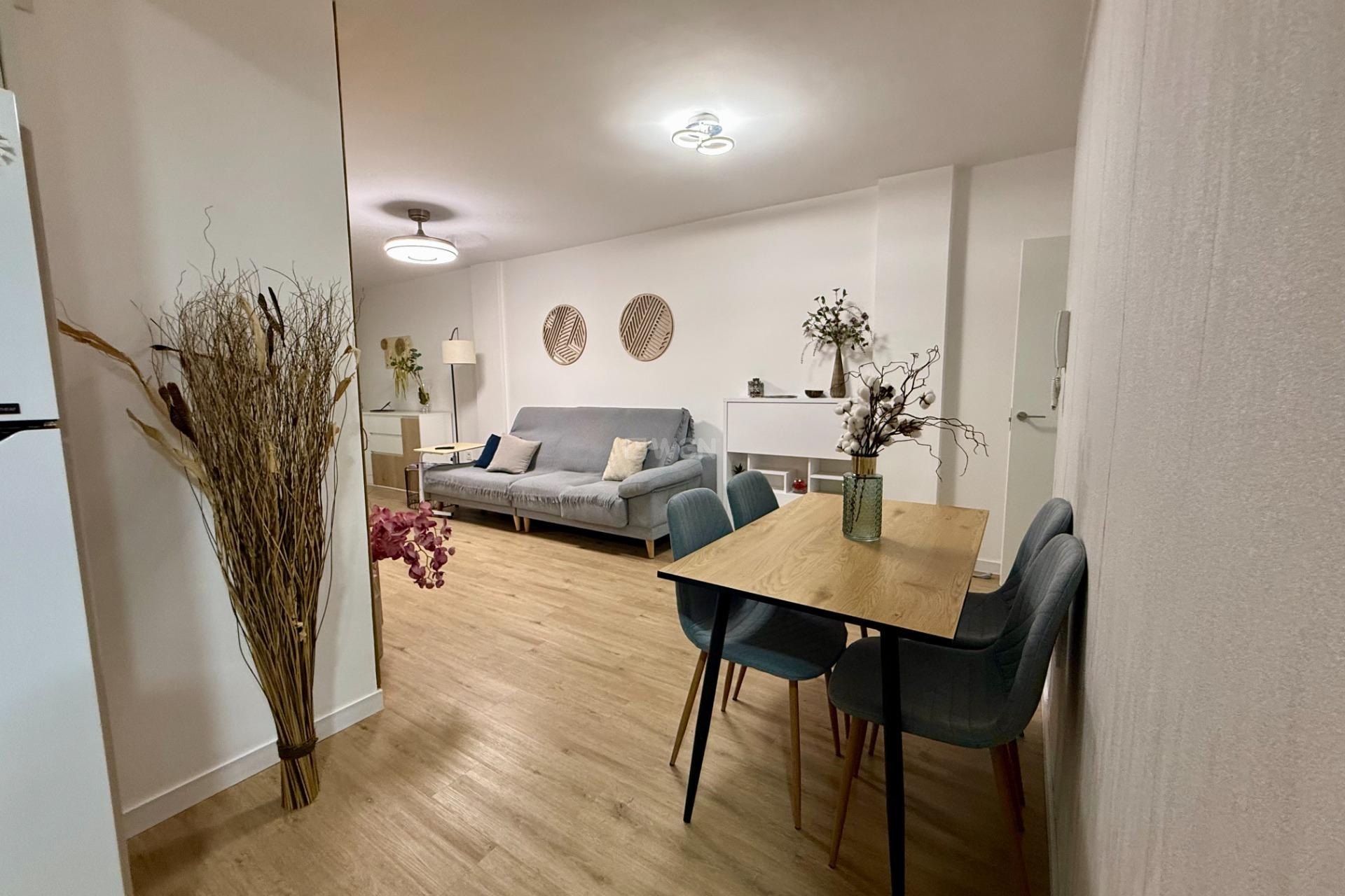 Reventa - Apartamento / piso - Torrevieja - Centro