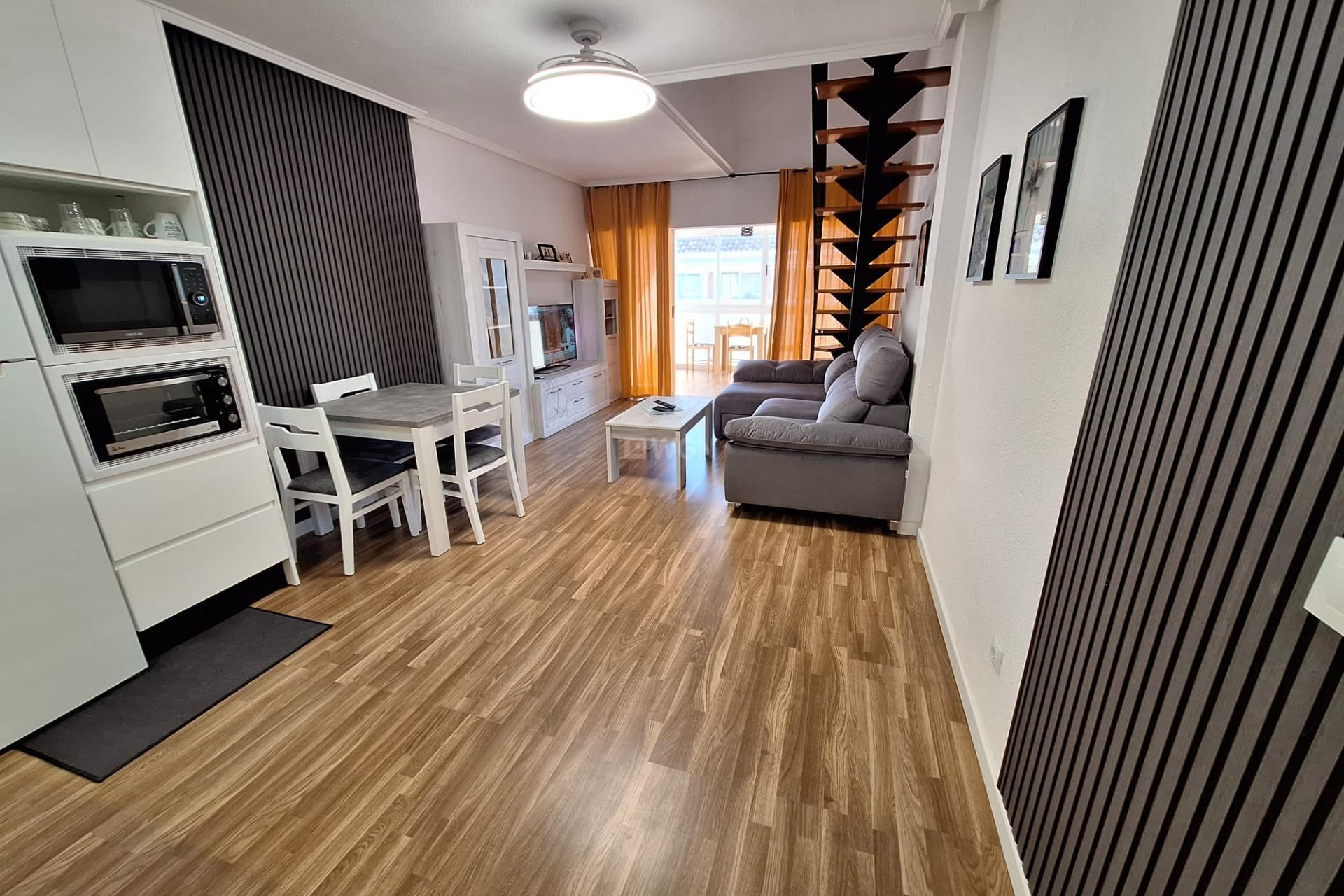 Reventa - Apartamento / piso - Torrevieja - Centro