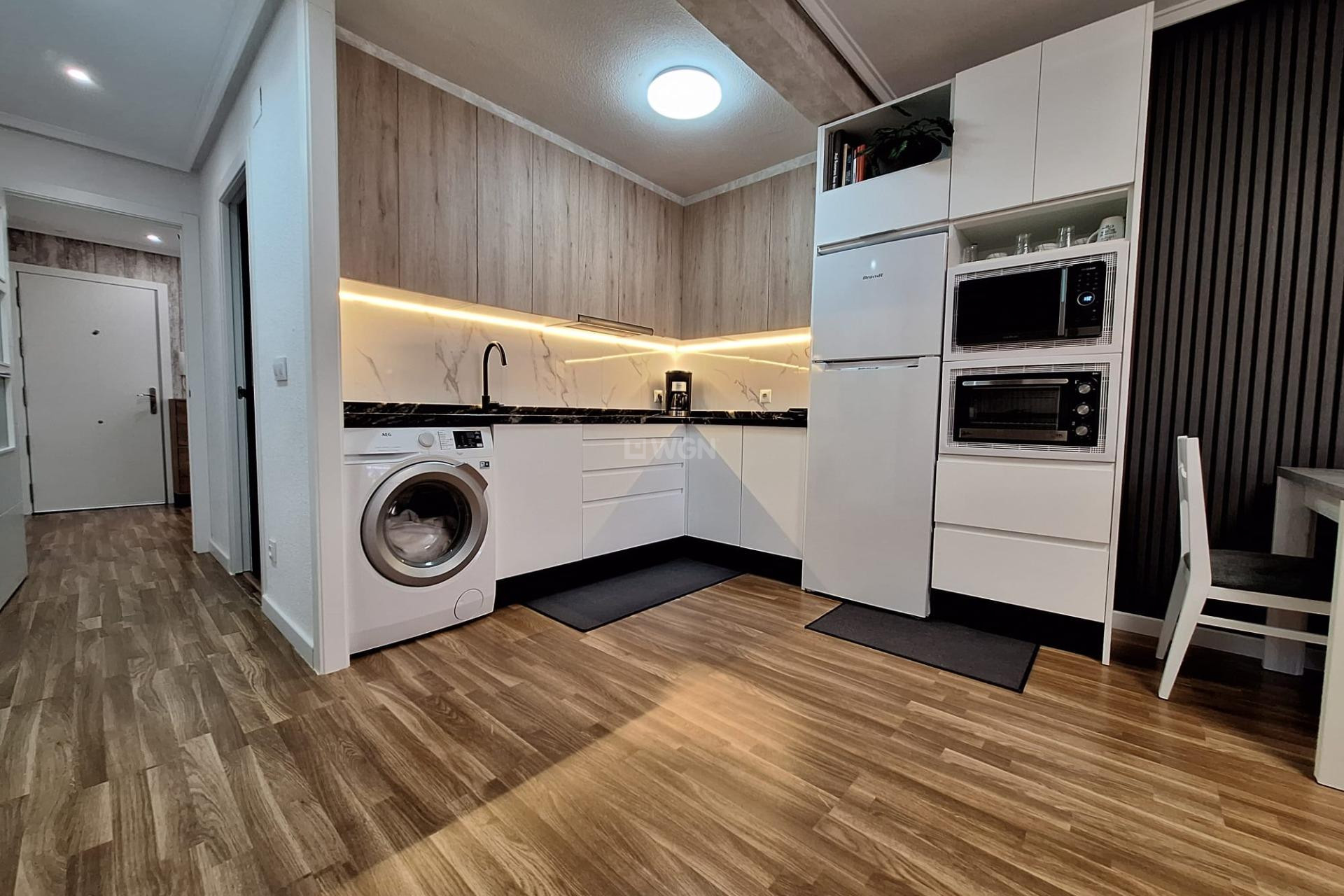 Reventa - Apartamento / piso - Torrevieja - Centro