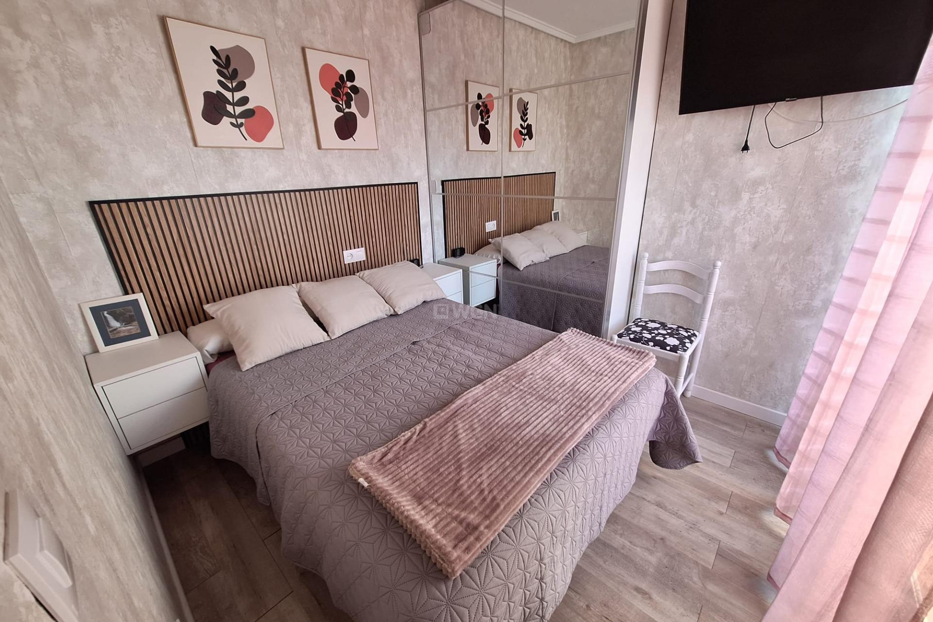 Reventa - Apartamento / piso - Torrevieja - Centro