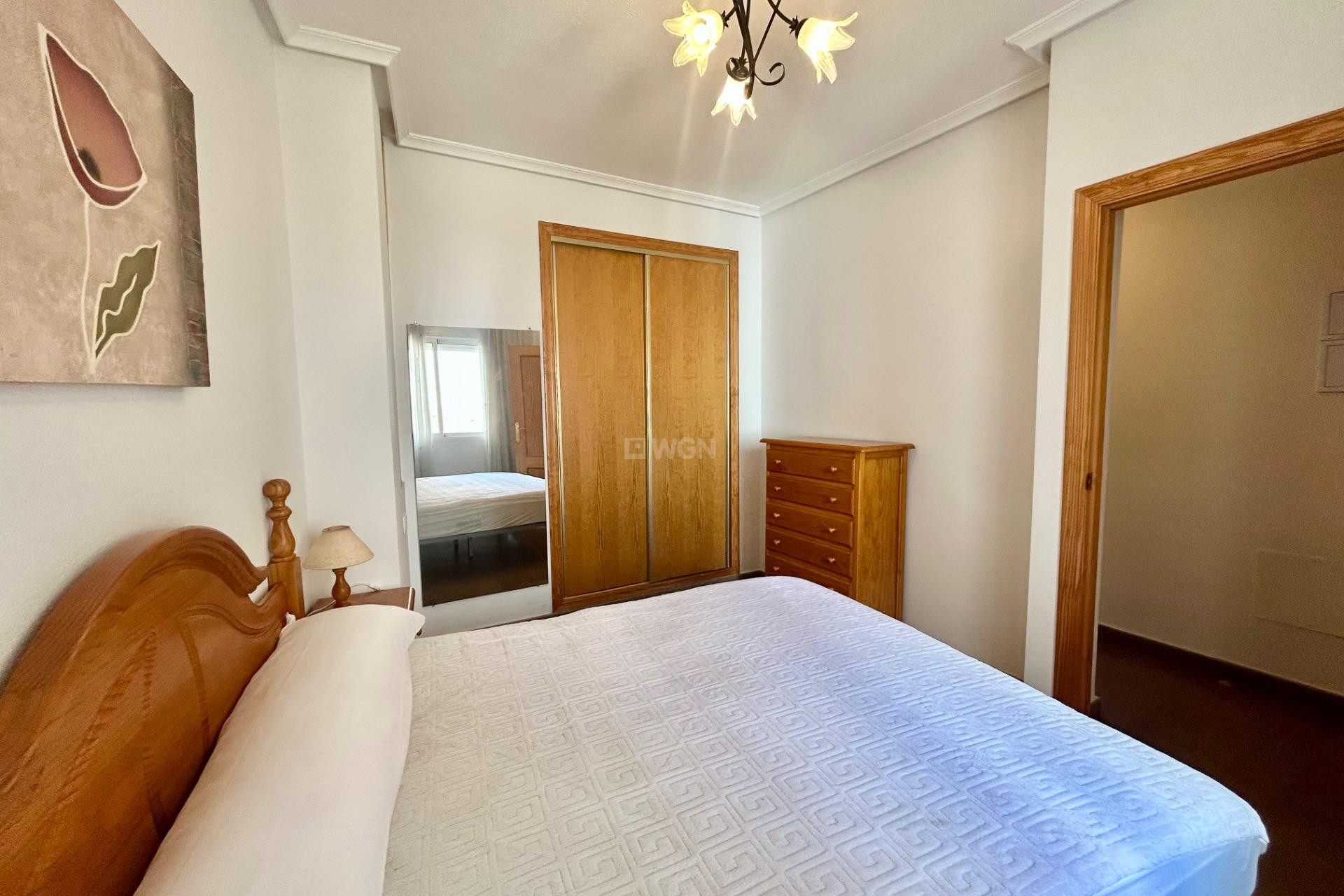 Reventa - Apartamento / piso - Torrevieja - Centro