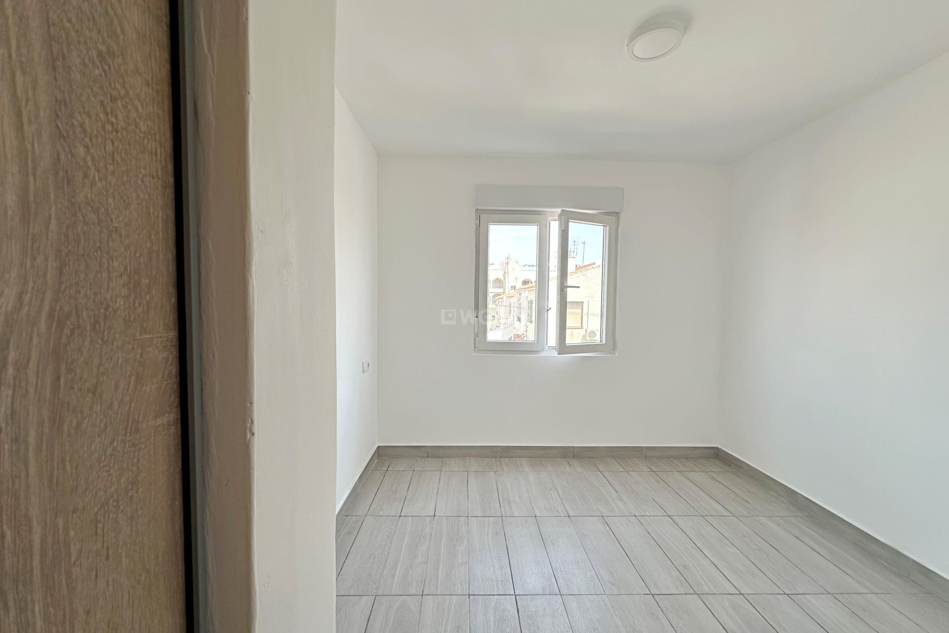 Reventa - Apartamento / piso - Torrevieja - Centro