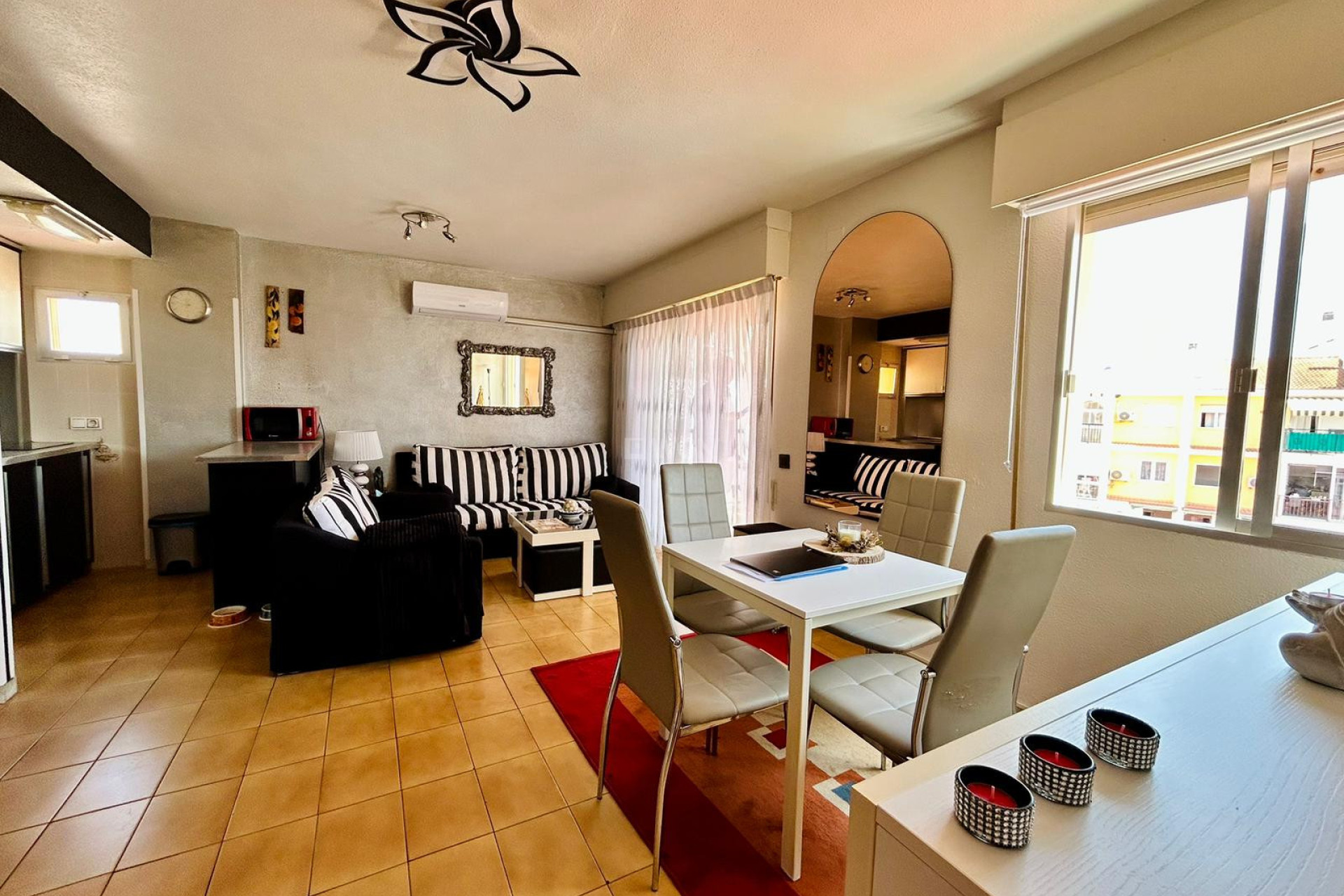 Reventa - Apartamento / piso - Torrevieja - Costa Blanca