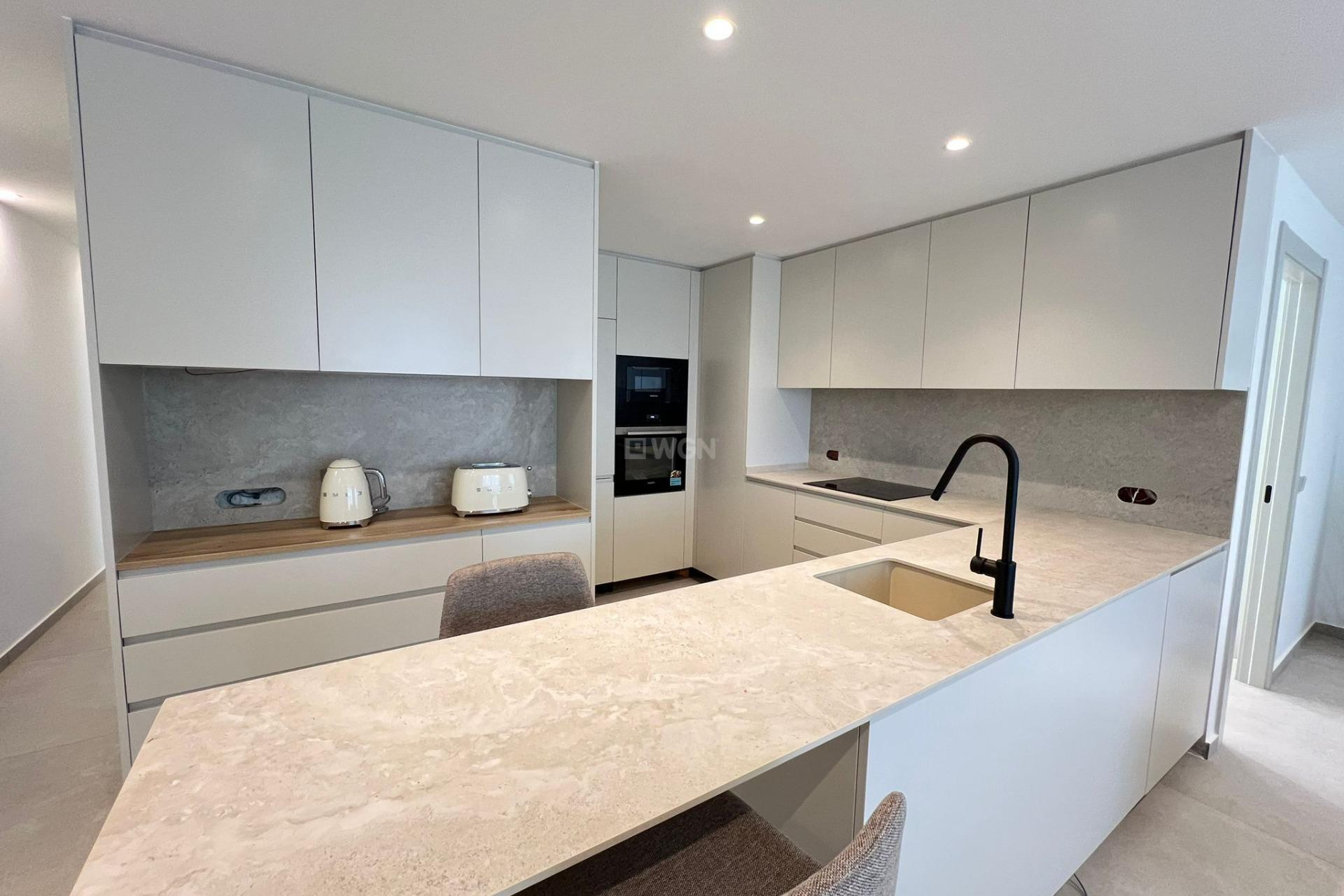 Reventa - Apartamento / piso - Torrevieja - El Acequión - Los Náufragos