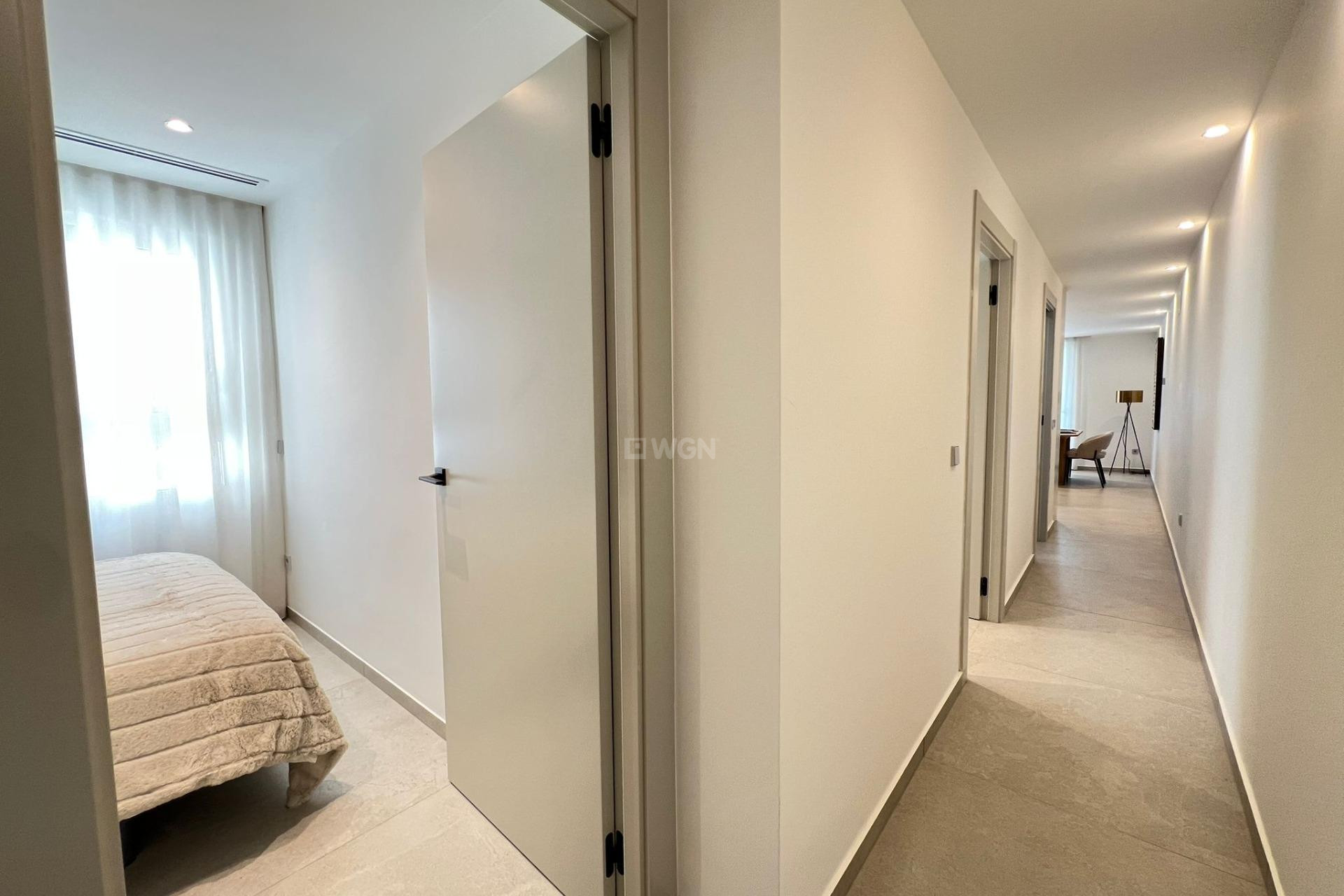 Reventa - Apartamento / piso - Torrevieja - El Acequión - Los Náufragos