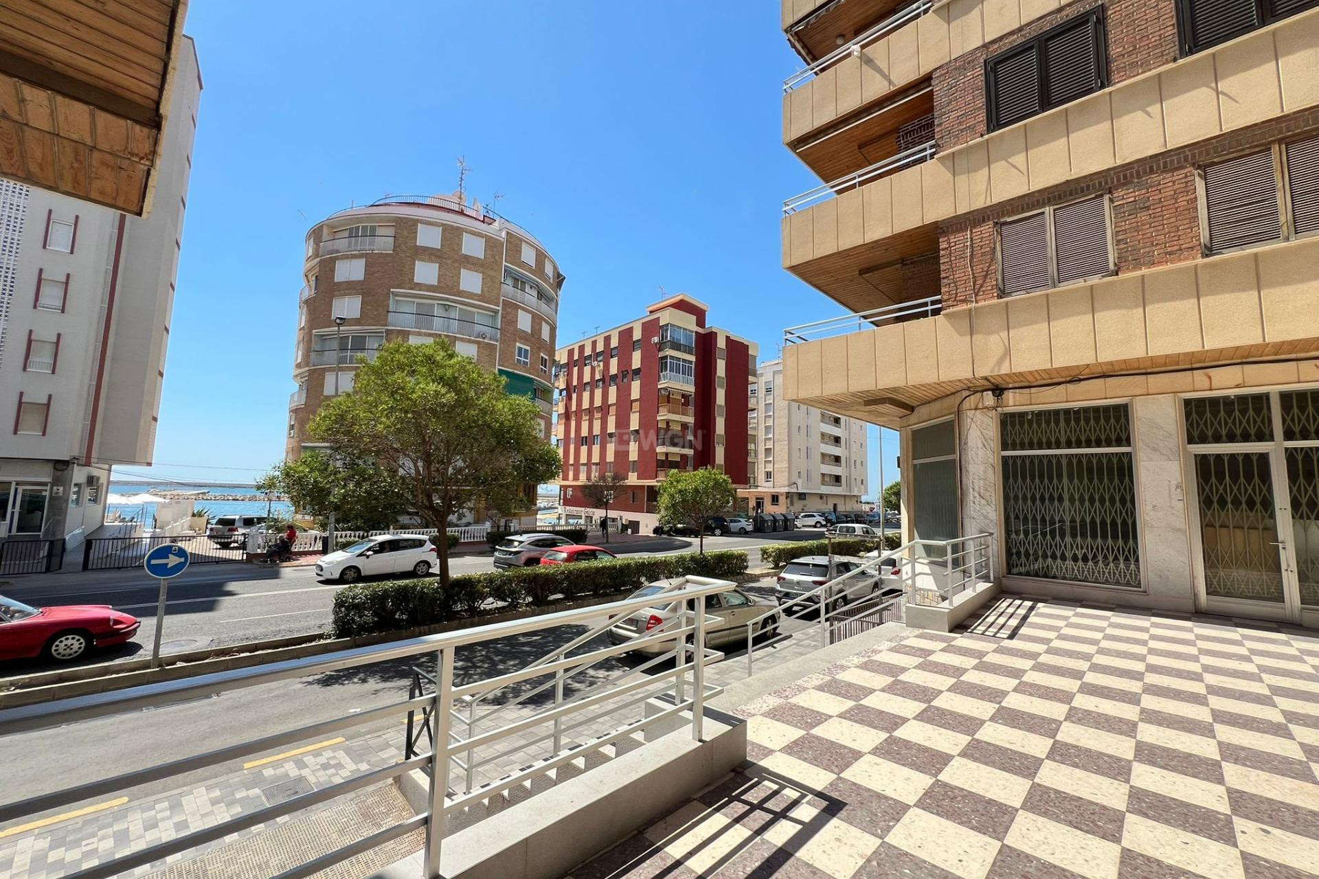 Reventa - Apartamento / piso - Torrevieja - El Acequión - Los Náufragos