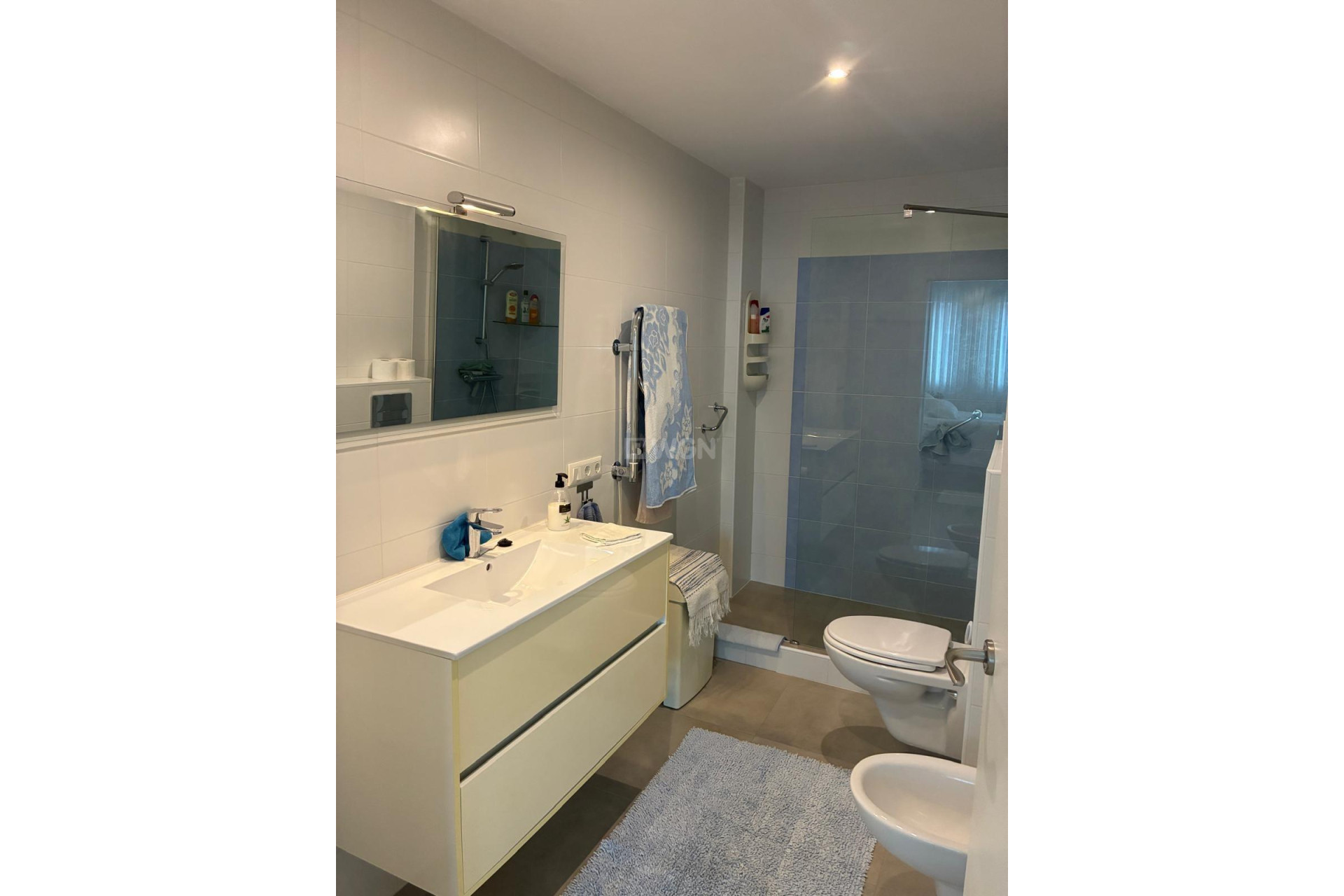 Reventa - Apartamento / piso - Torrevieja - El Acequión - Los Náufragos