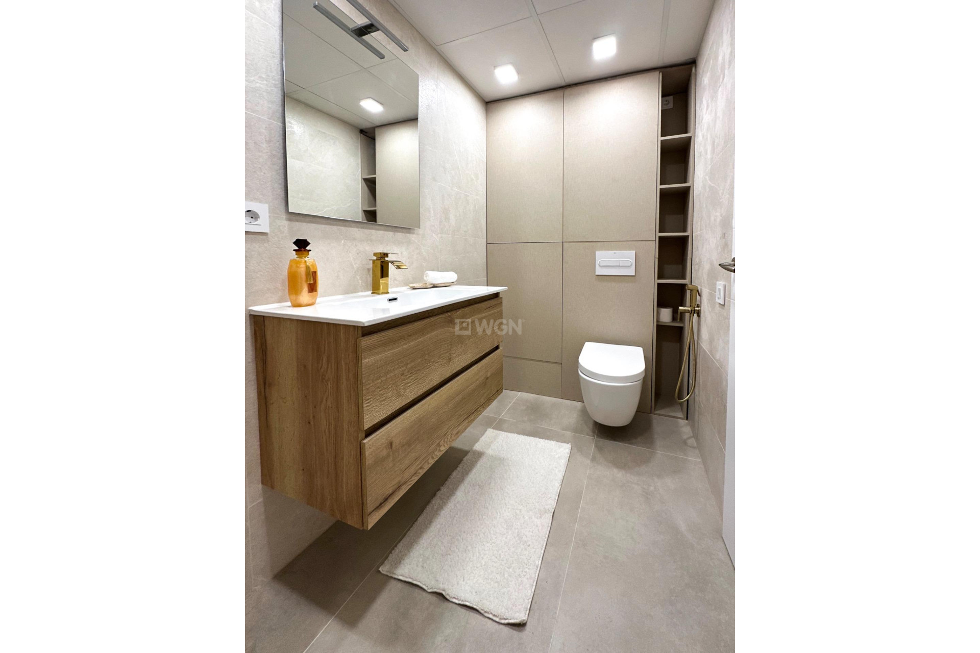 Reventa - Apartamento / piso - Torrevieja - El Acequión - Los Náufragos