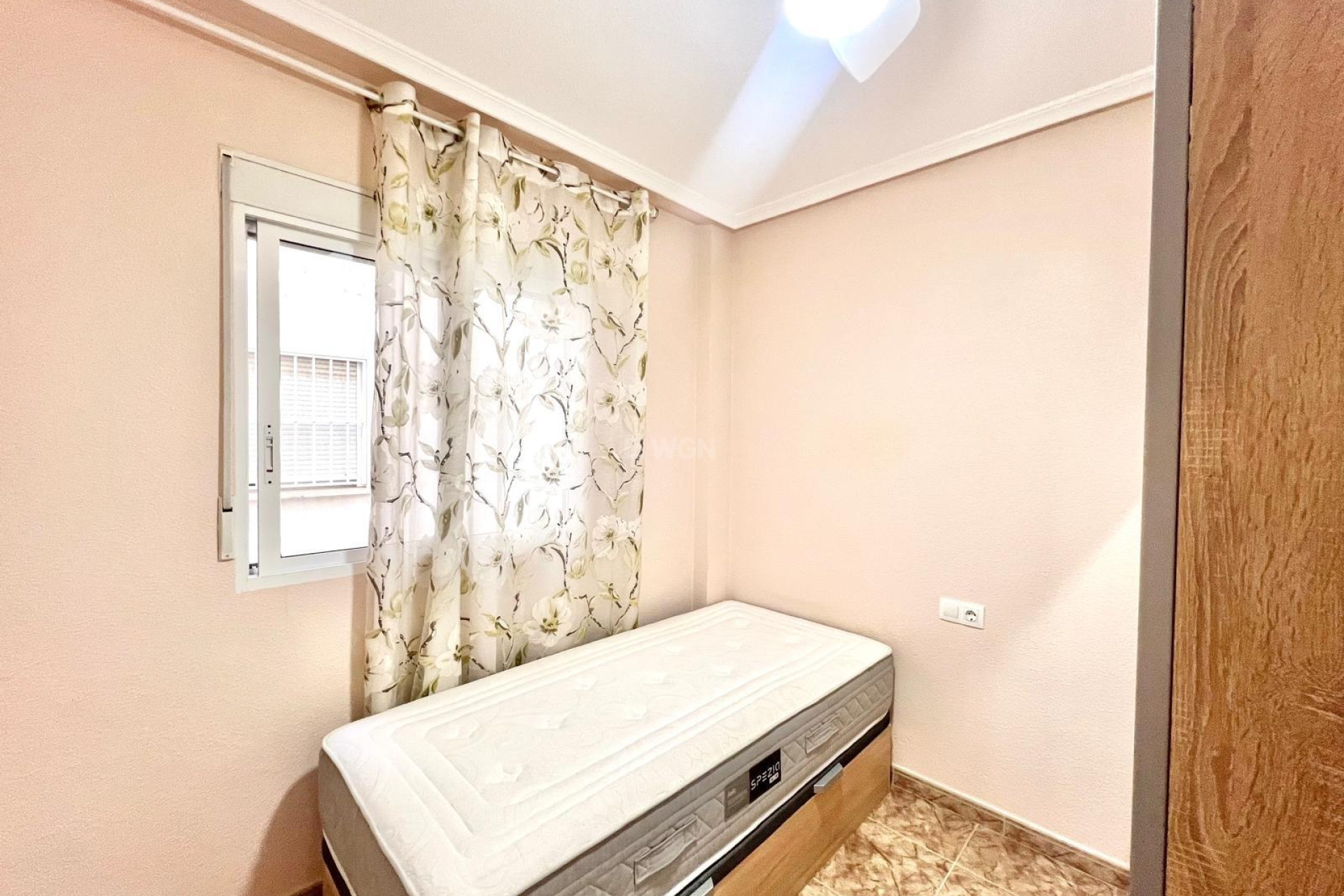 Reventa - Apartamento / piso - Torrevieja - Estacion De Autobuses