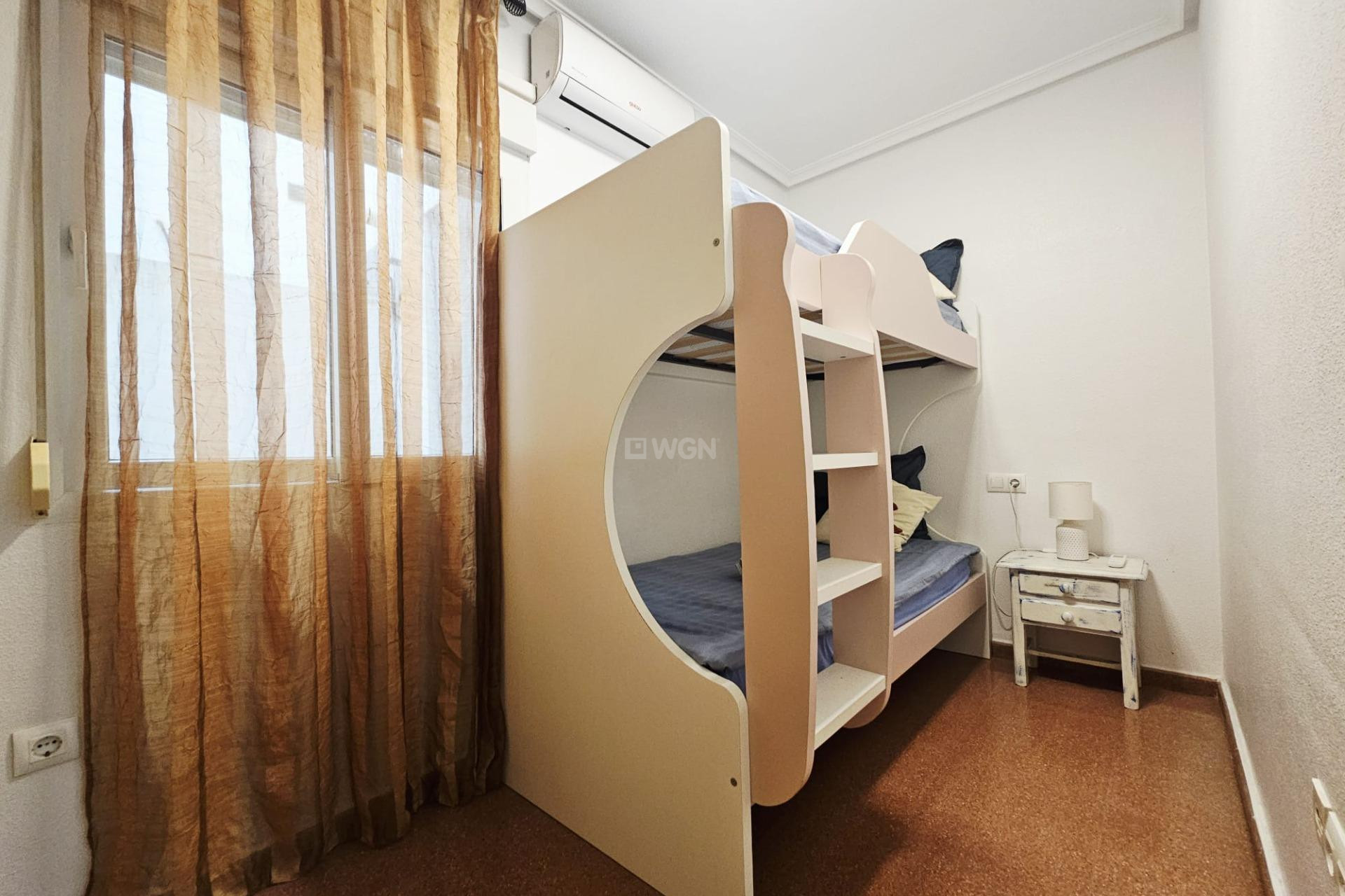 Reventa - Apartamento / piso - Torrevieja - Estacion De Autobuses