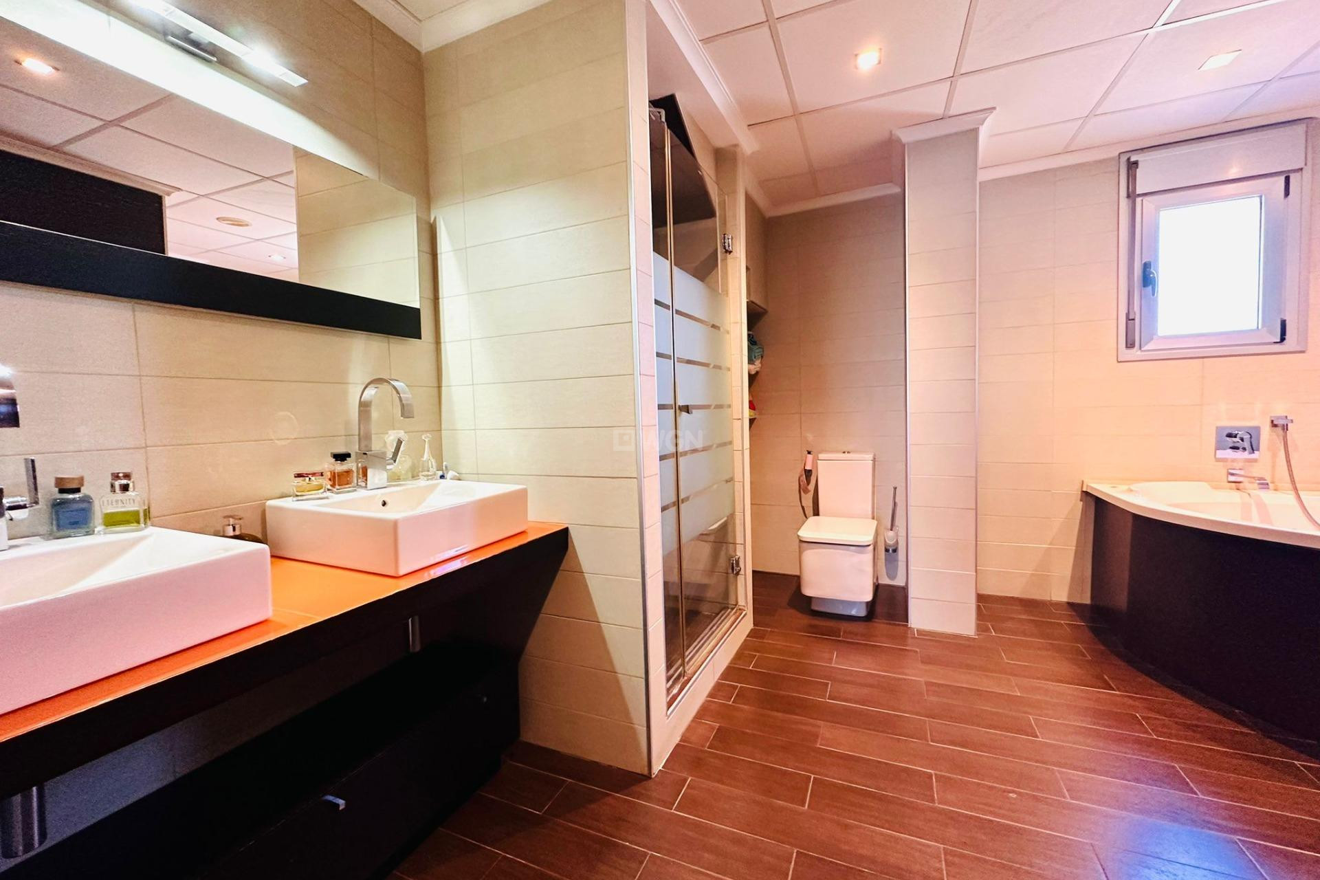 Reventa - Apartamento / piso - Torrevieja - Estacion De Autobuses