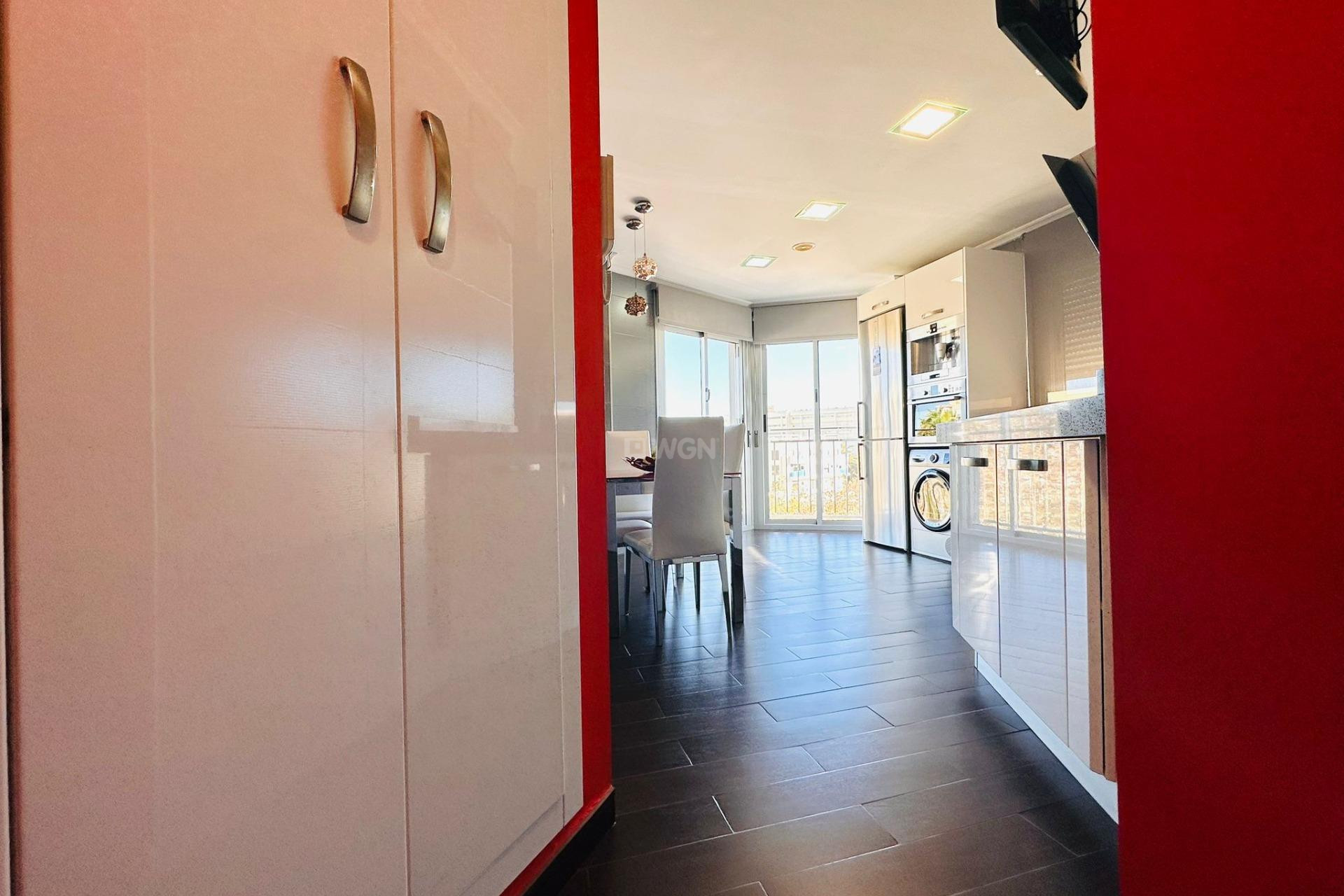 Reventa - Apartamento / piso - Torrevieja - Estacion De Autobuses