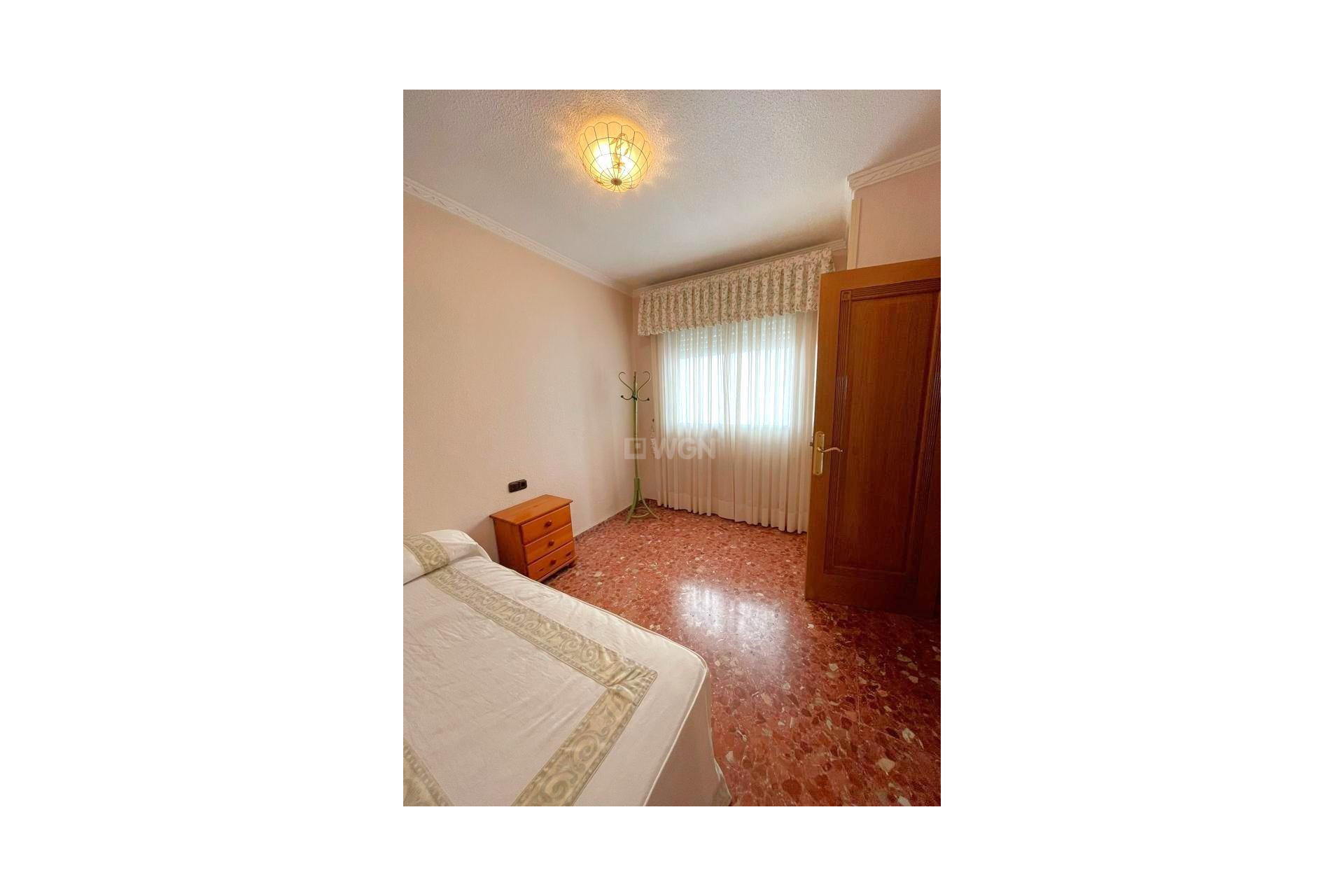 Reventa - Apartamento / piso - Torrevieja - Estacion De Autobuses