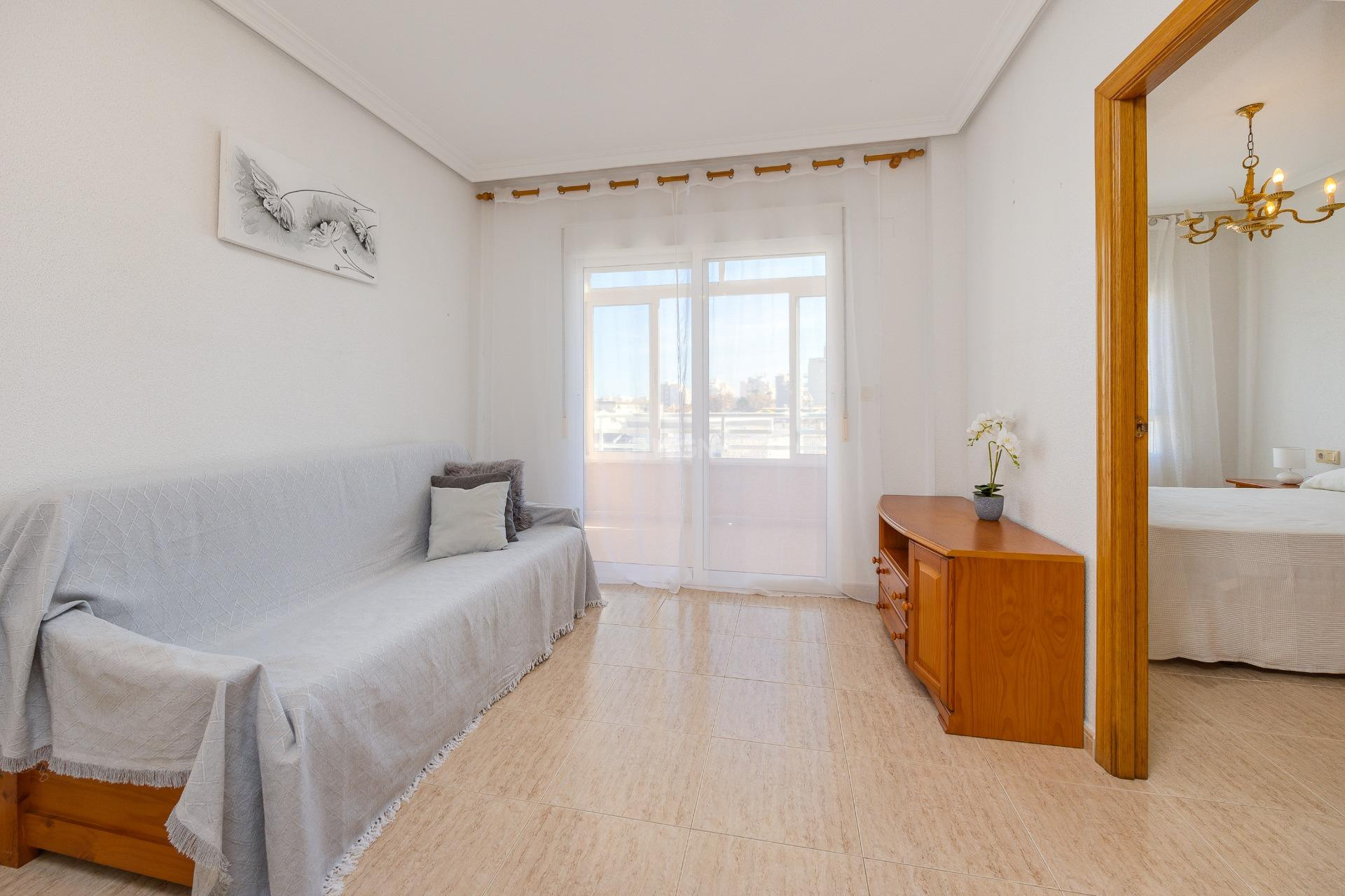 Reventa - Apartamento / piso - Torrevieja - Estacion De Autobuses