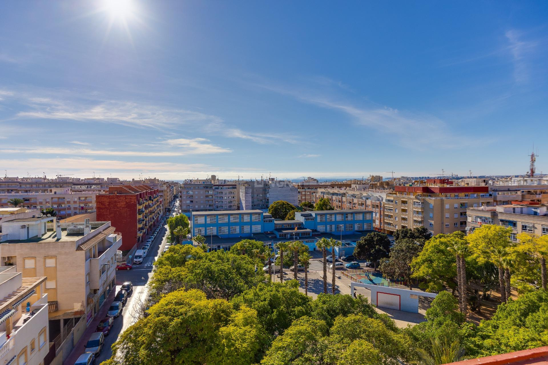 Reventa - Apartamento / piso - Torrevieja - Estacion De Autobuses