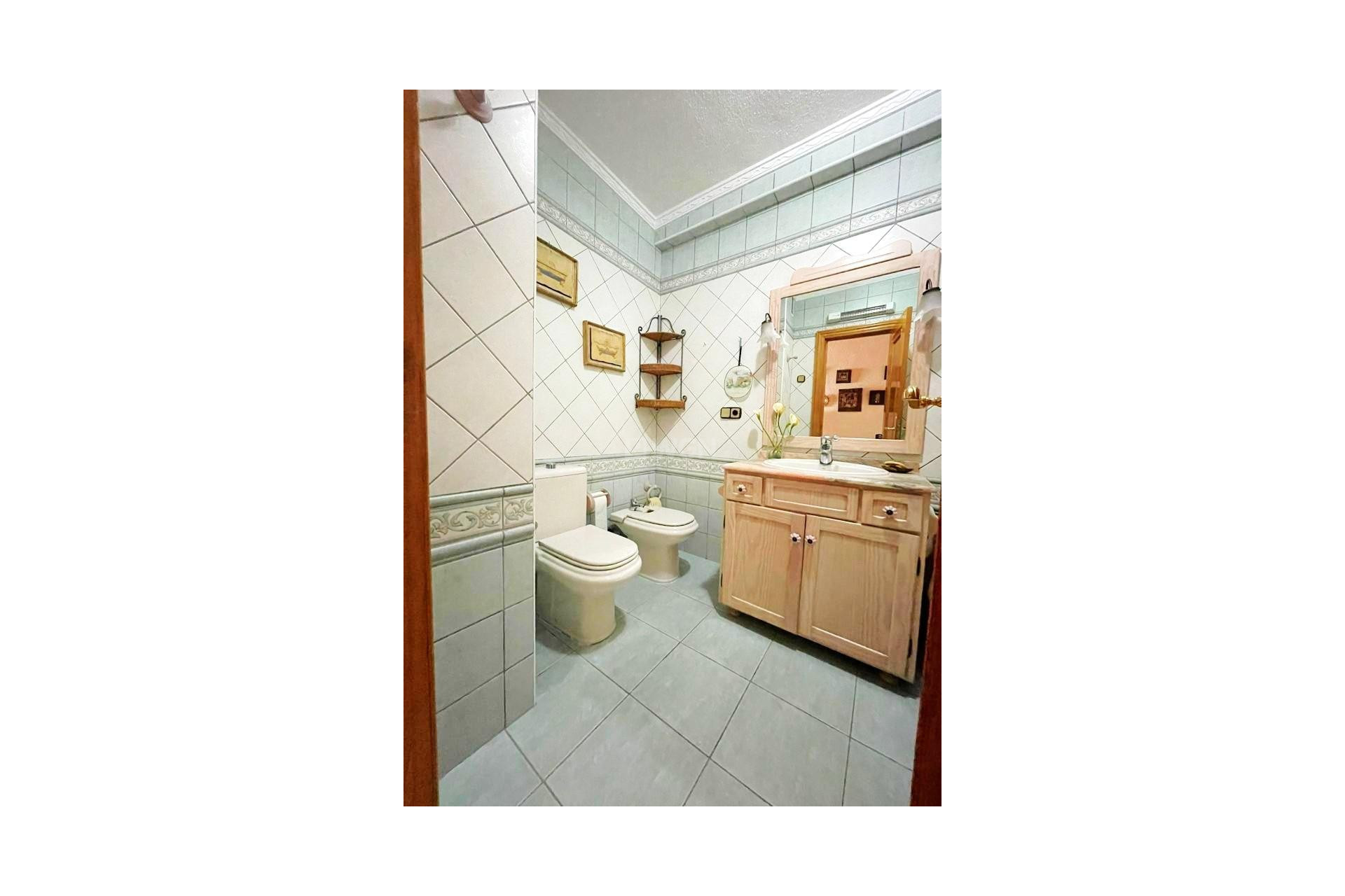 Reventa - Apartamento / piso - Torrevieja - Estacion De Autobuses