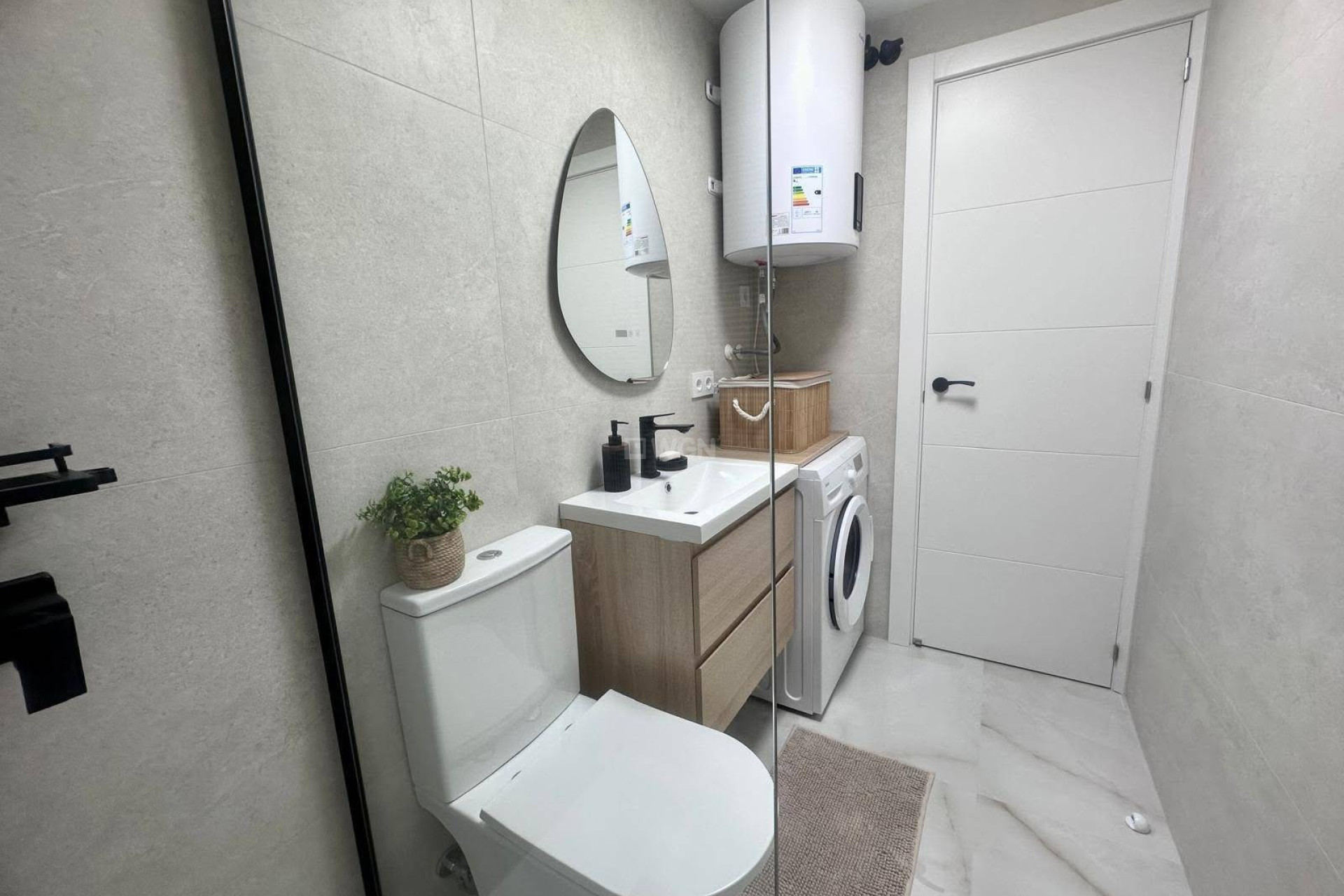 Reventa - Apartamento / piso - Torrevieja - Estacion De Autobuses