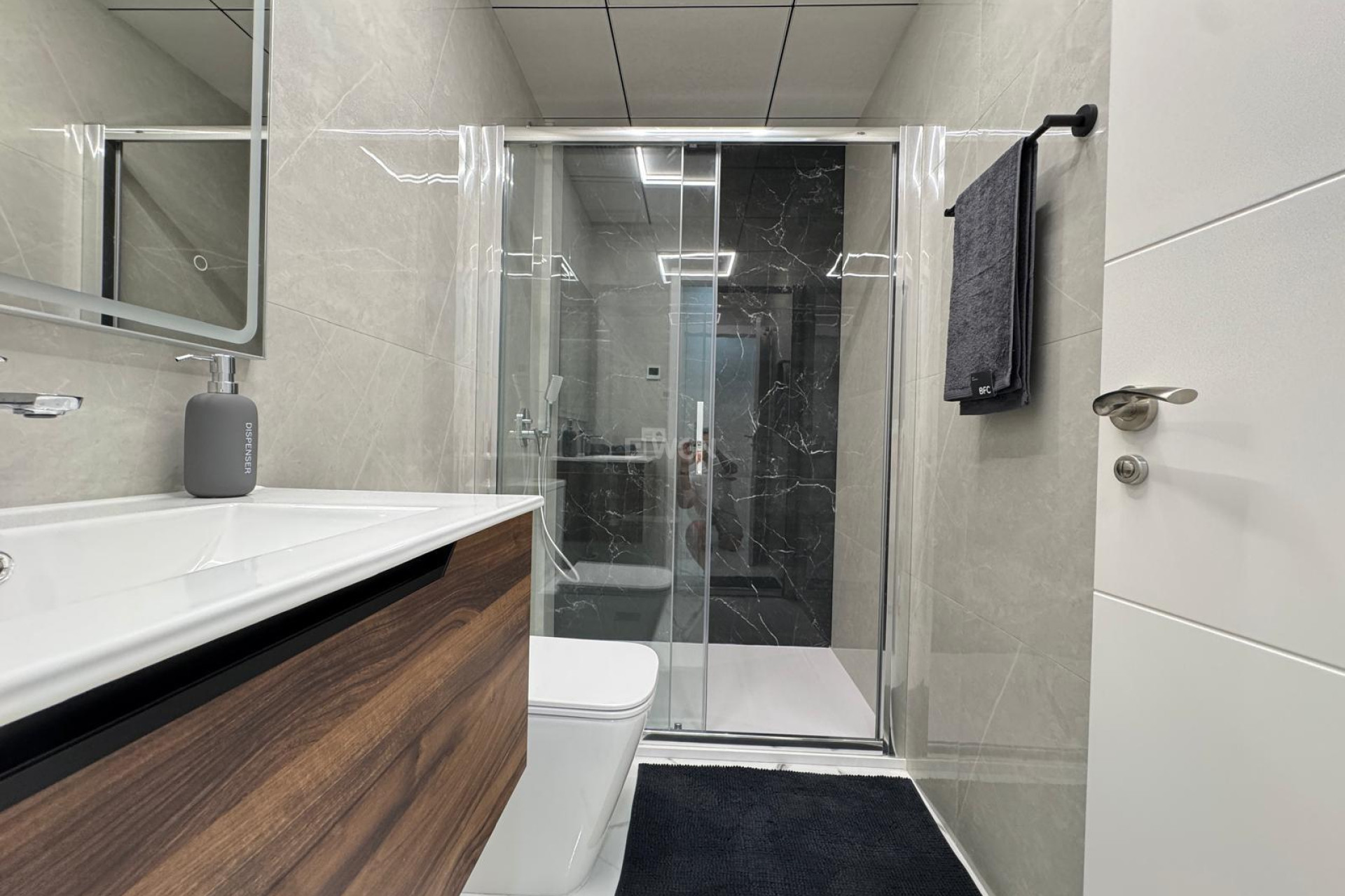 Reventa - Apartamento / piso - Torrevieja - Estacion De Autobuses