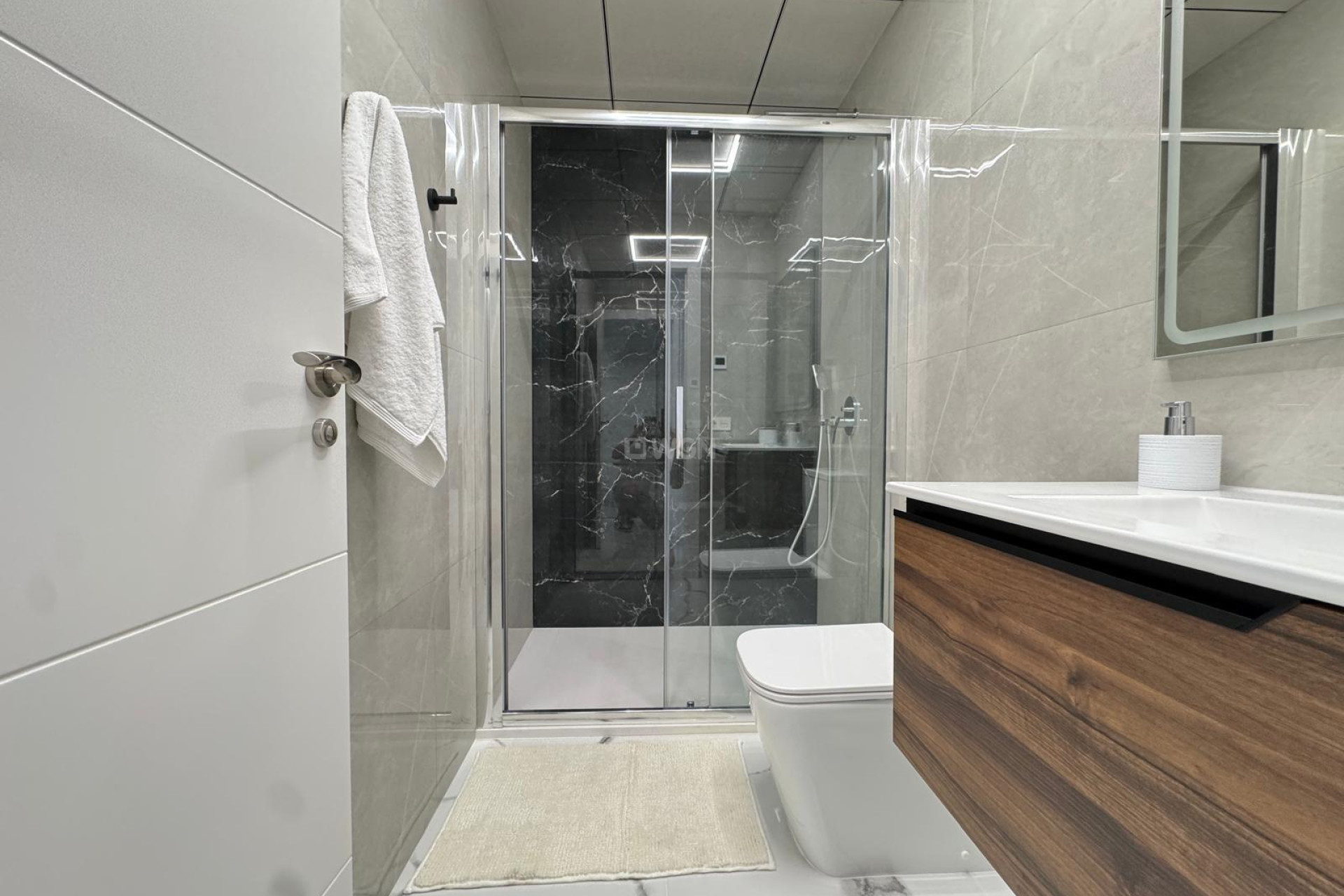 Reventa - Apartamento / piso - Torrevieja - Estacion De Autobuses