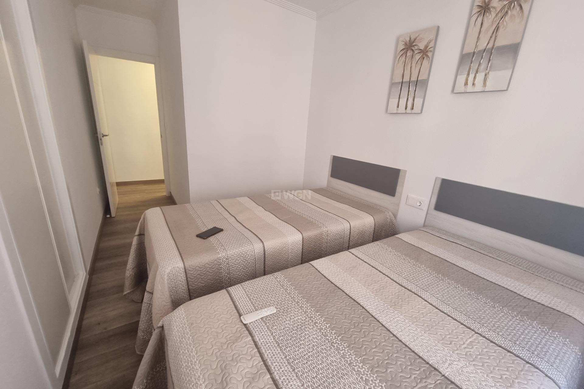 Reventa - Apartamento / piso - Torrevieja - Estacion De Autobuses