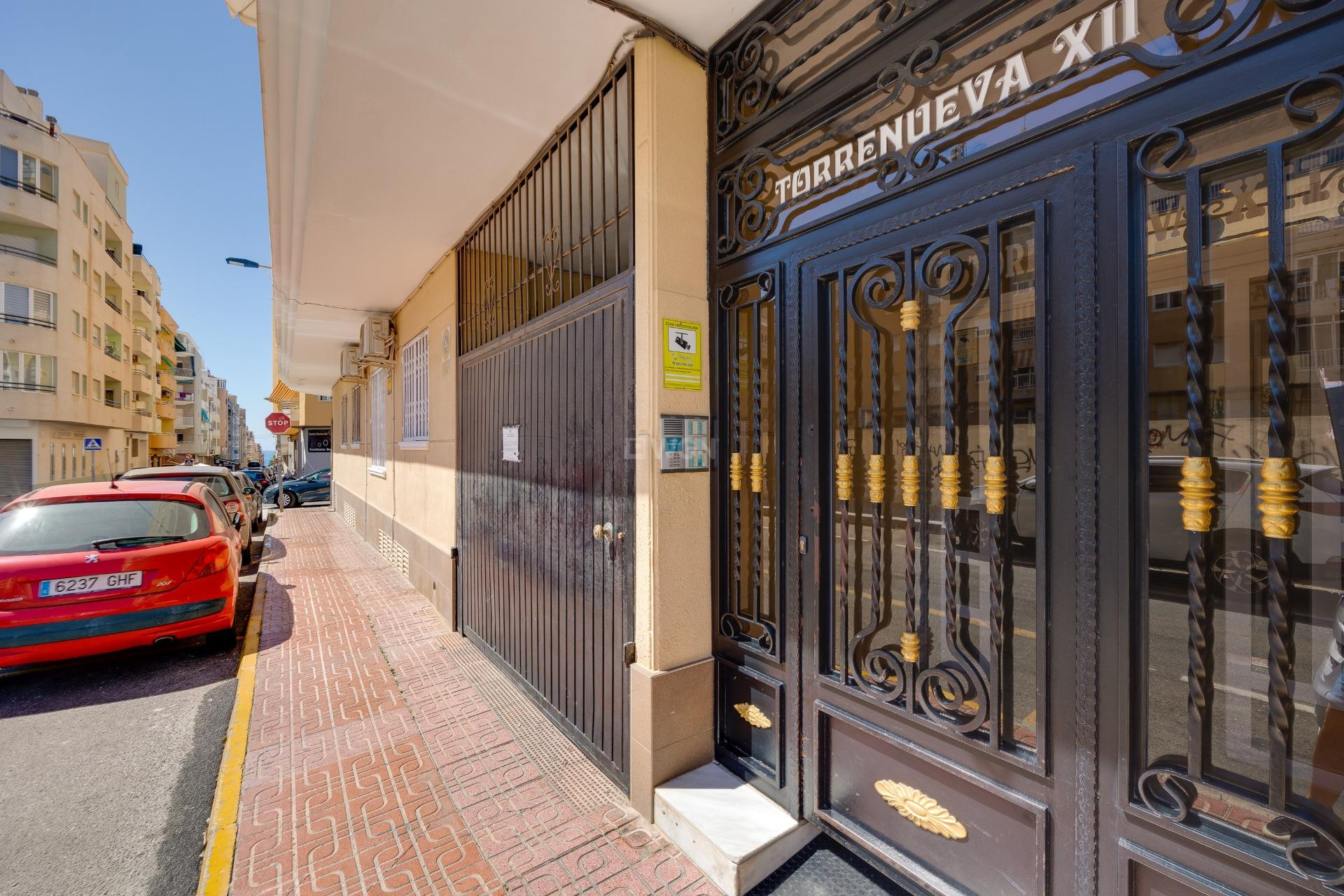 Reventa - Apartamento / piso - Torrevieja - Estacion De Autobuses
