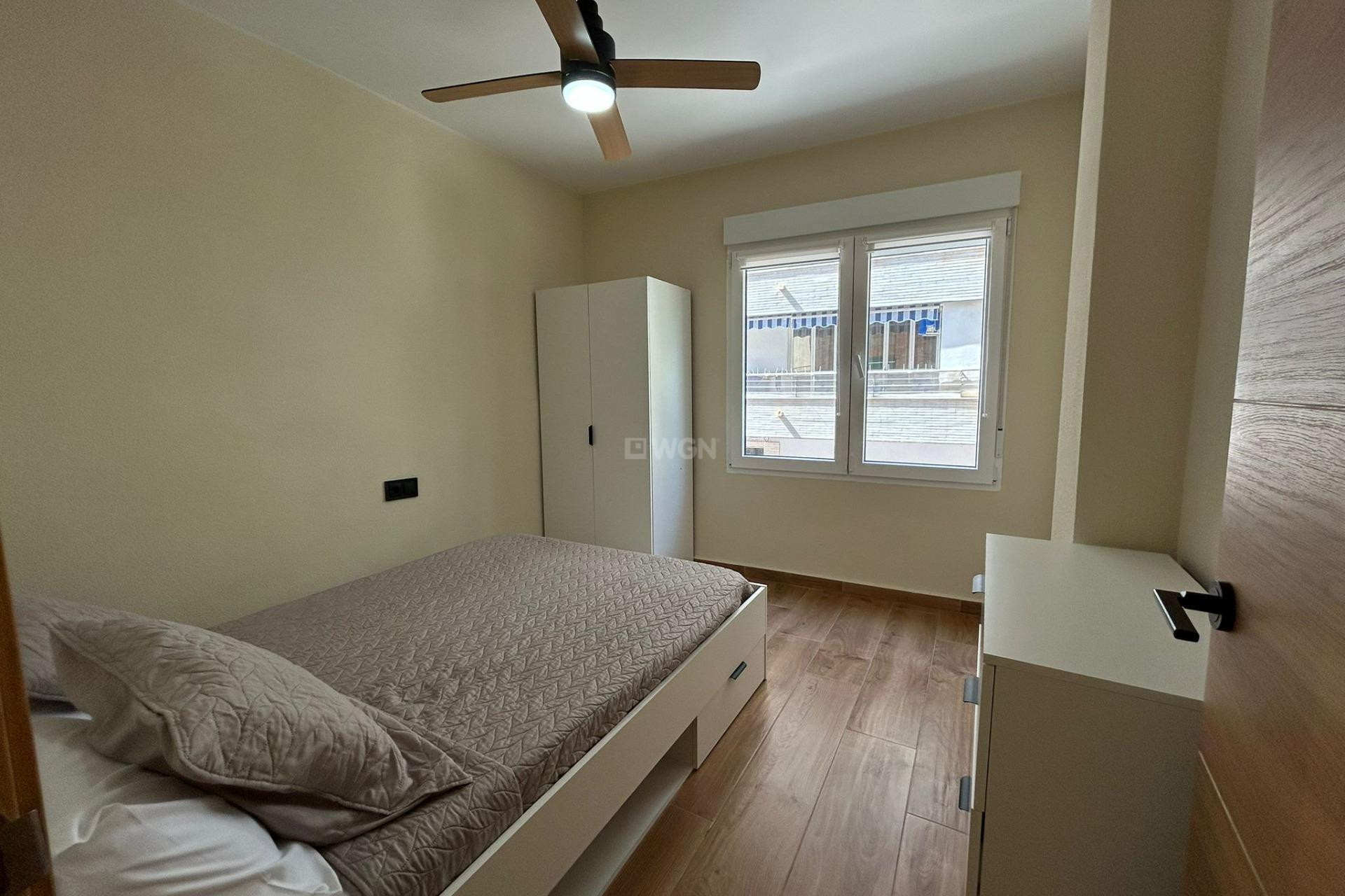 Reventa - Apartamento / piso - Torrevieja - Estacion De Autobuses