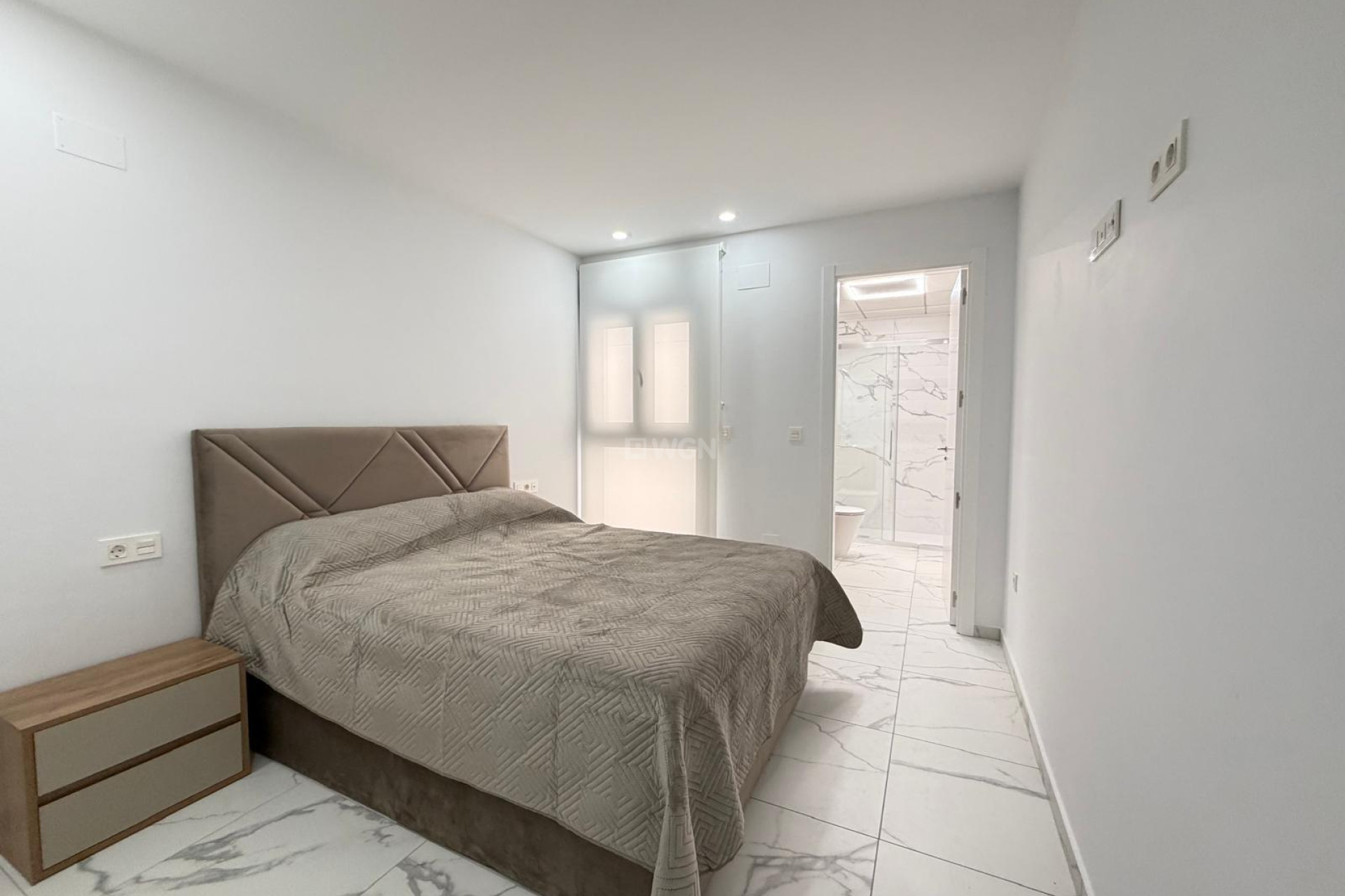 Reventa - Apartamento / piso - Torrevieja - Estacion De Autobuses