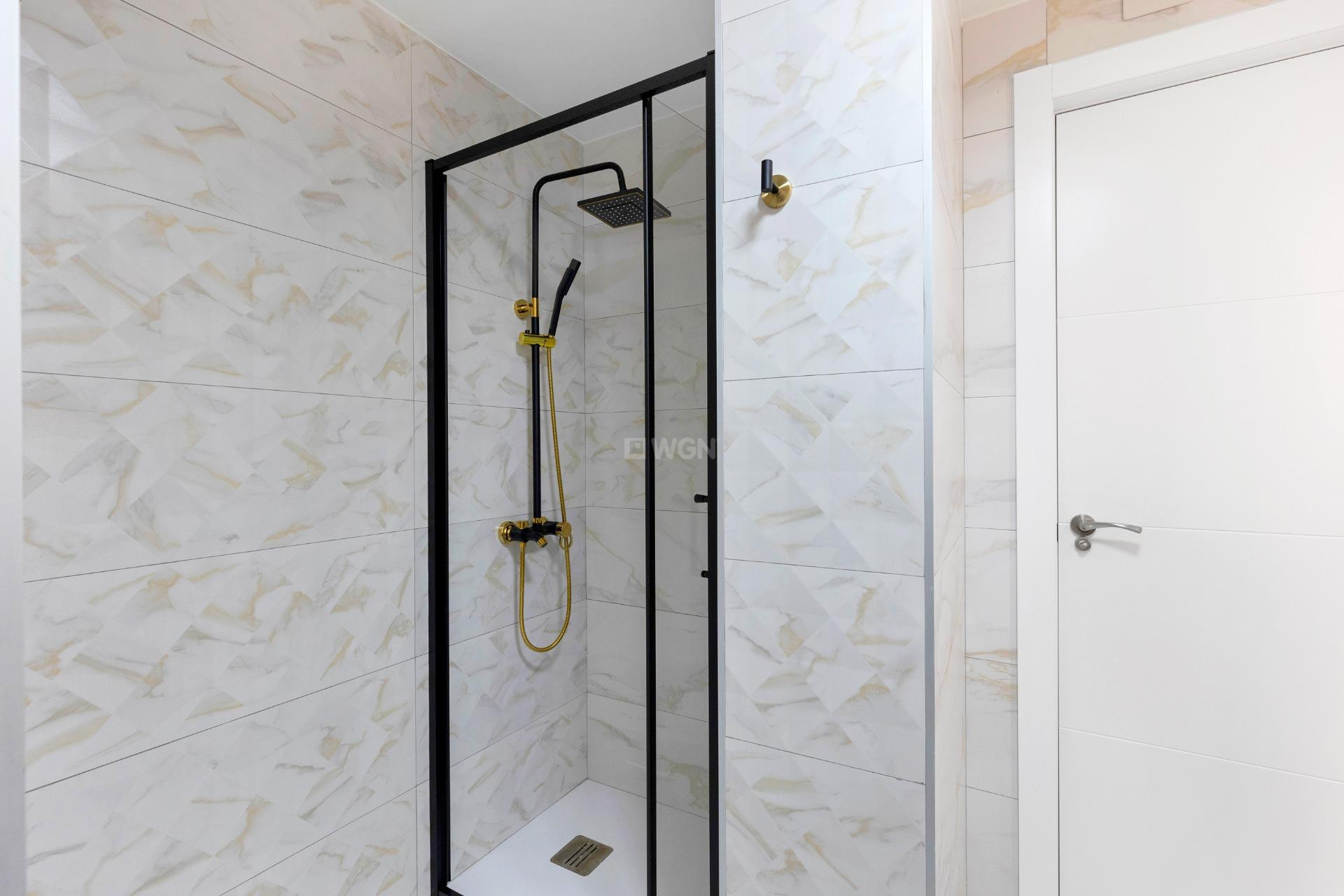 Reventa - Apartamento / piso - Torrevieja - La Mata