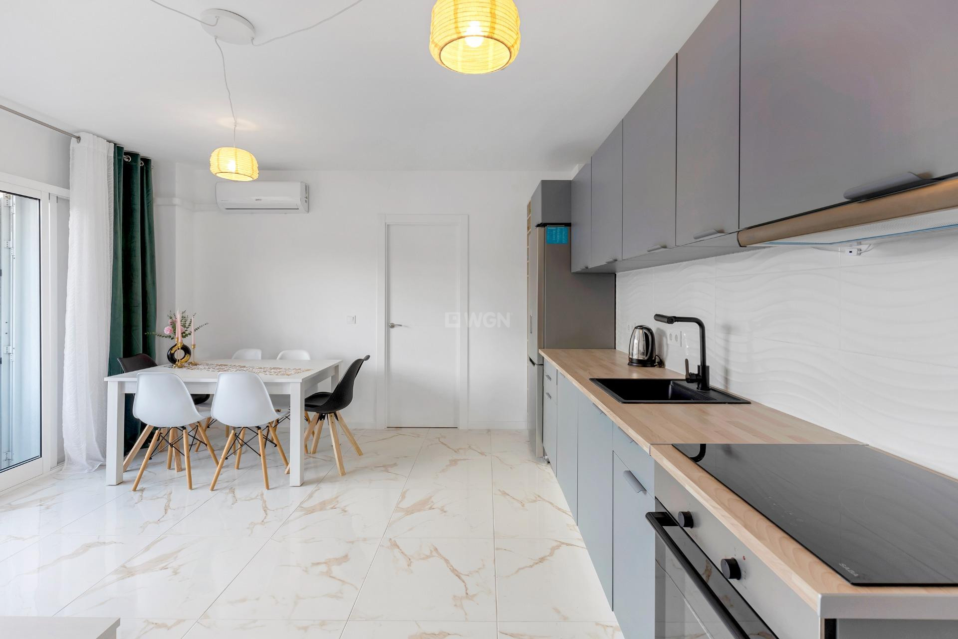 Reventa - Apartamento / piso - Torrevieja - La Mata